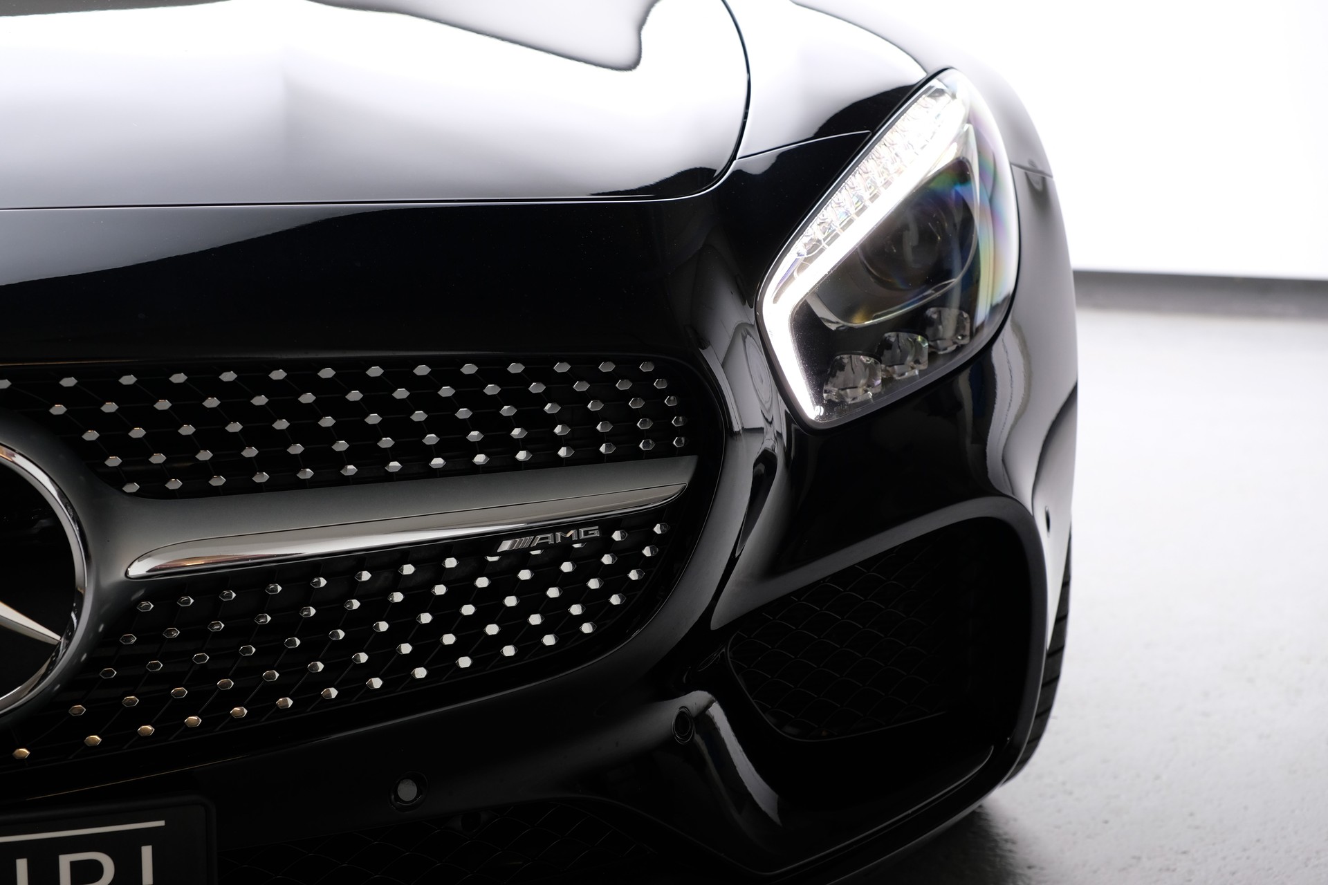 MERCEDES-BENZ AMG GT S Speedshift DCT-showroom-element-2