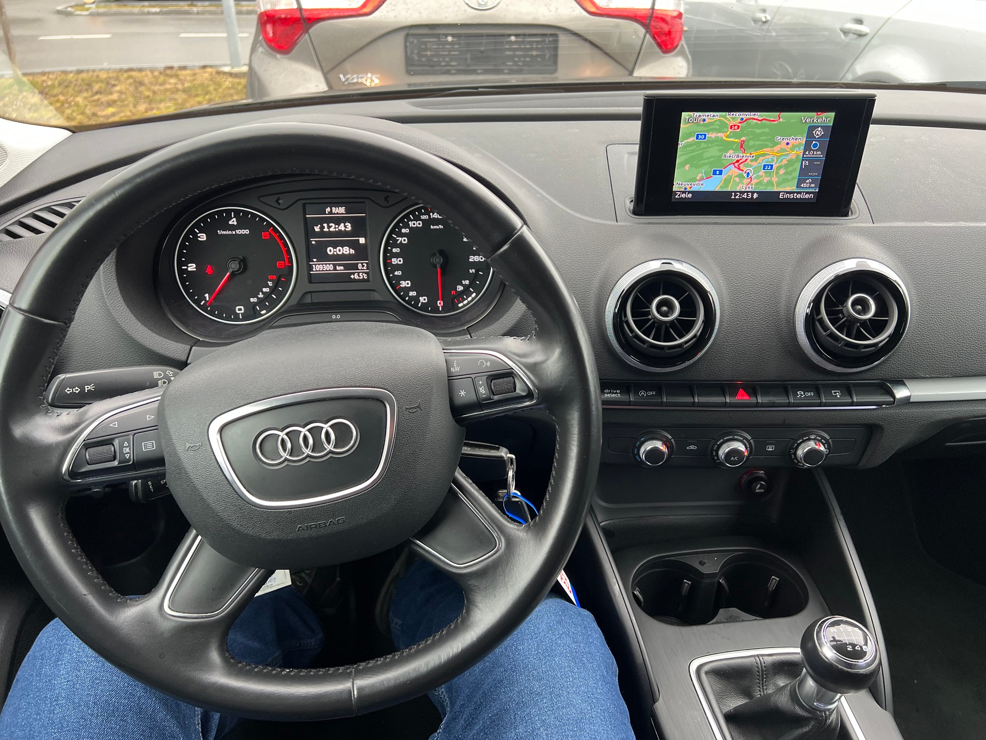 AUDI A3 Limousine 2.0 TDI Attraction-sedan-image-10