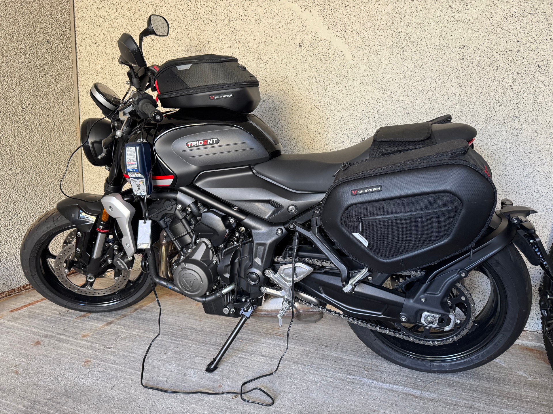 TRIUMPH Trident 660-image-4