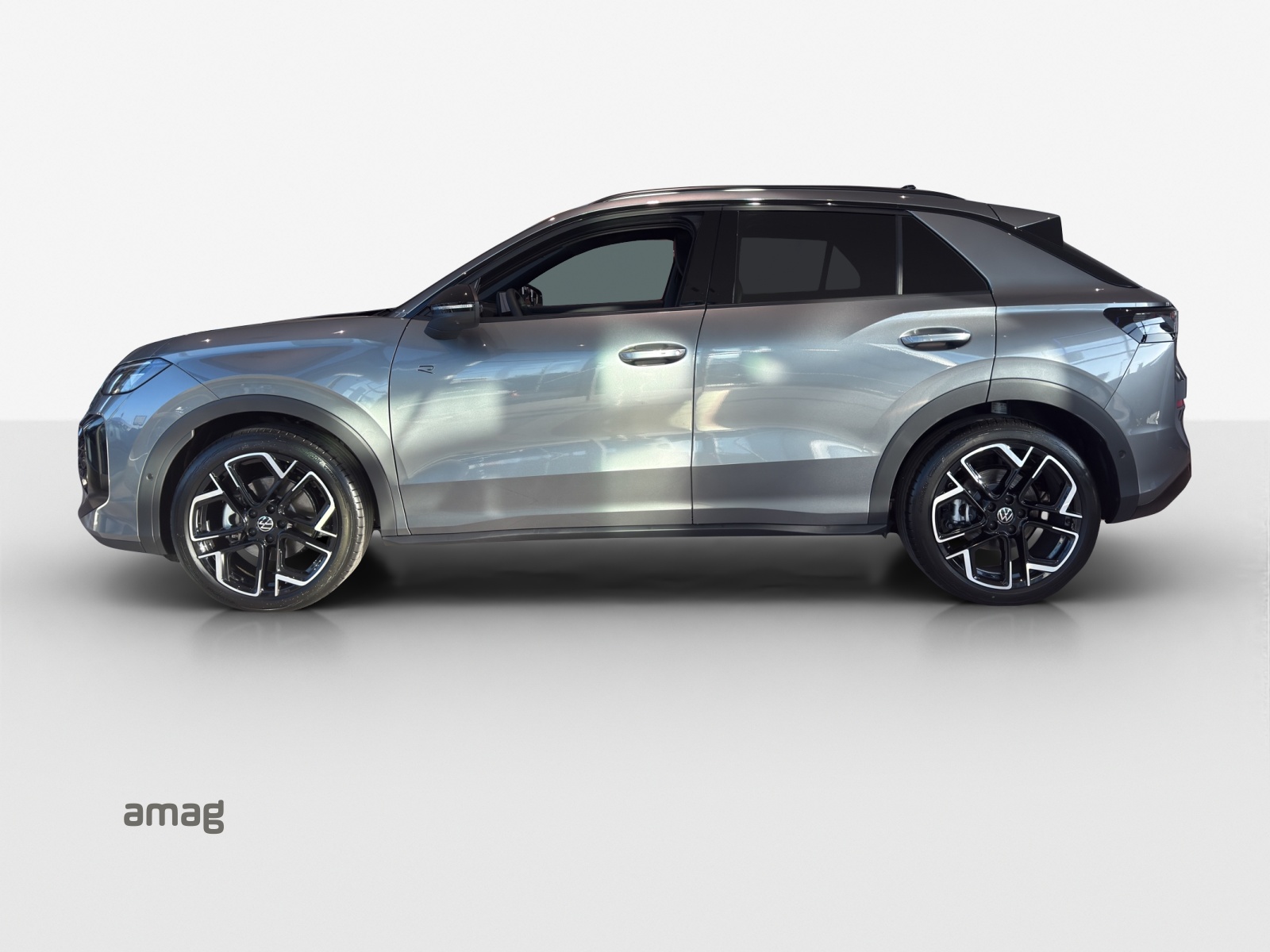 VW T-Roc 1.5 eTSI mHEV R-Line DSG-showroom-element-1