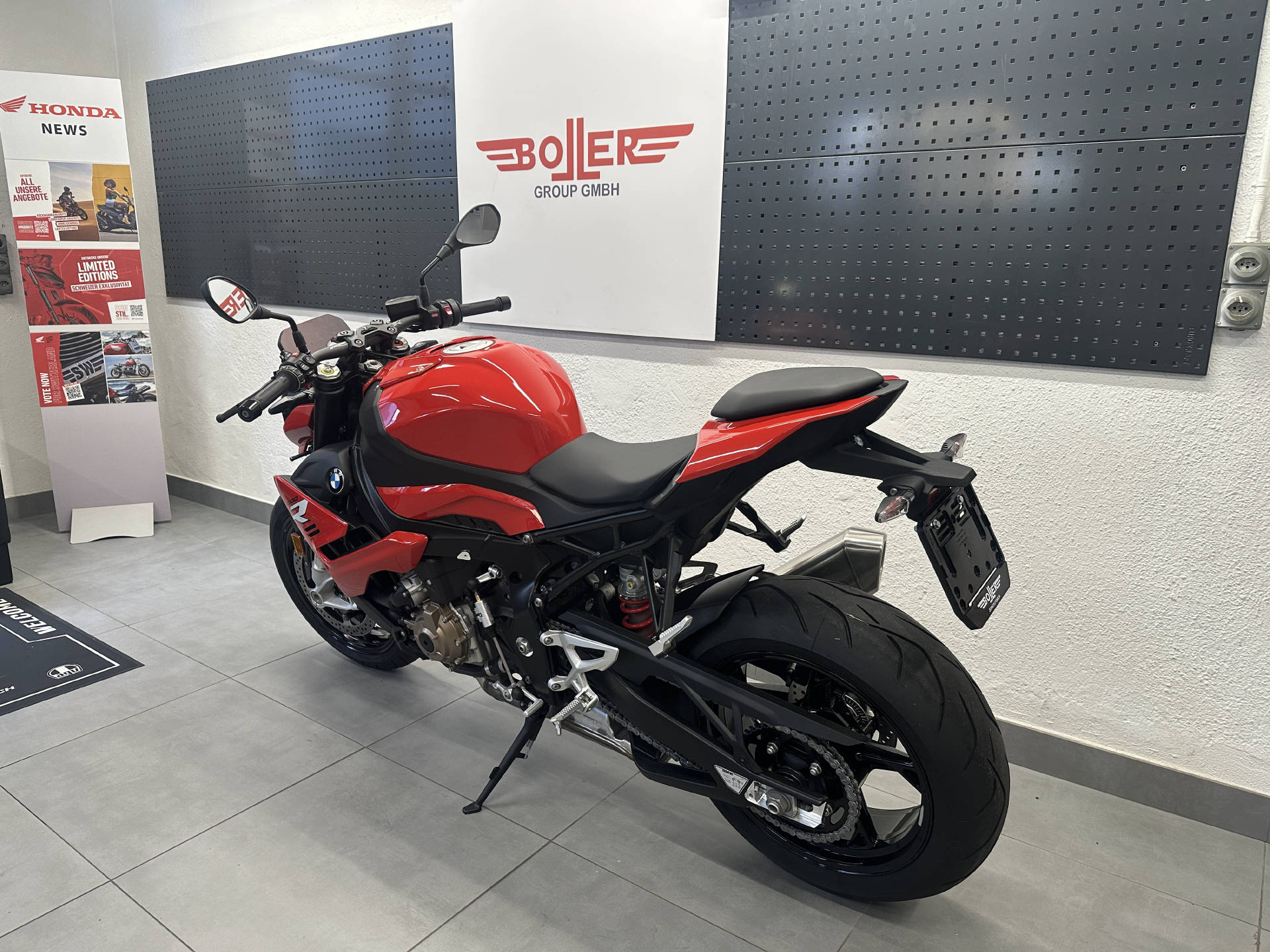 BMW S 1000 R | Neuwertig | 25 km | ABS+DTC | Griffheizung | ab MFK-image-10