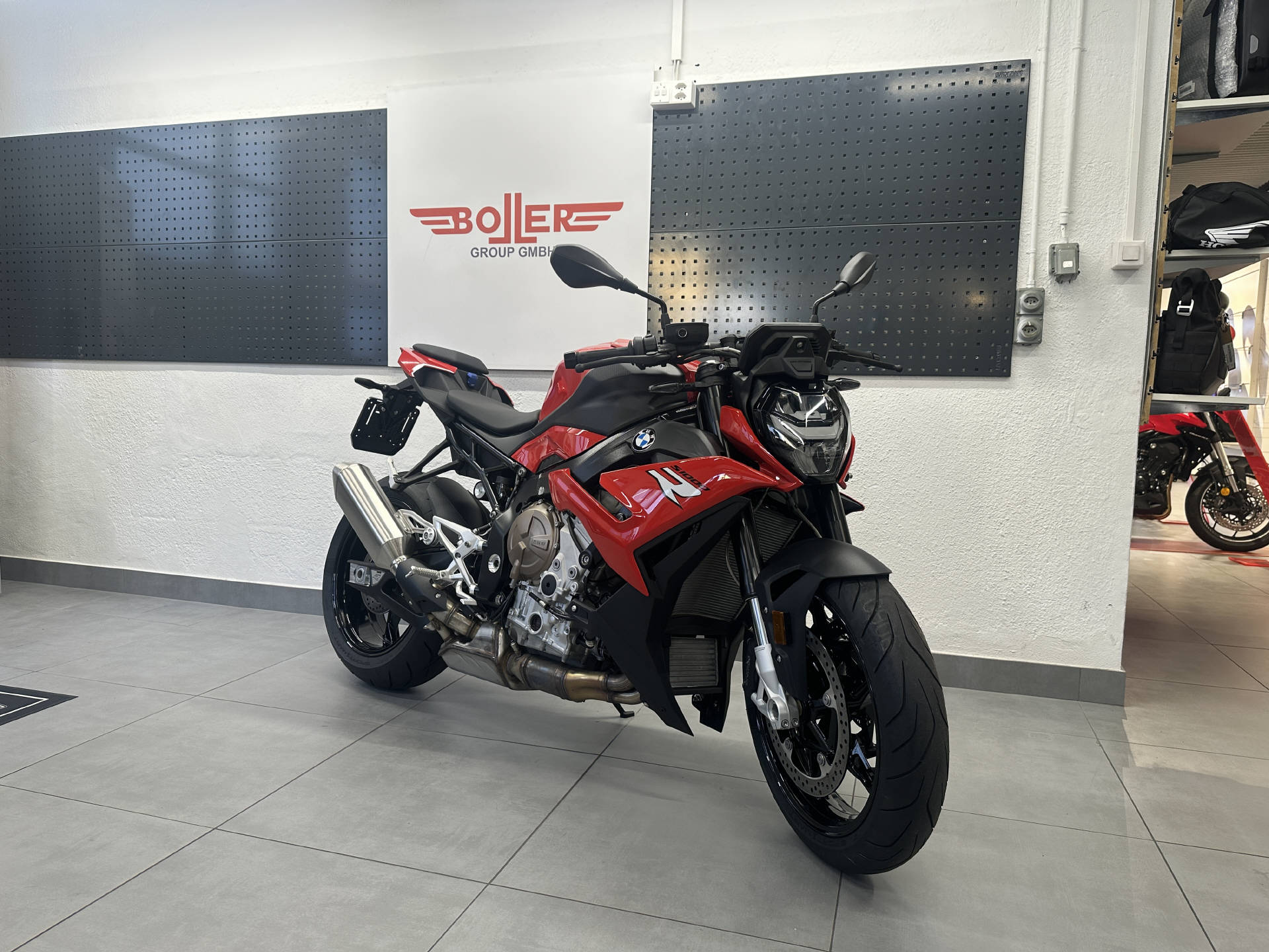 BMW S 1000 R | Neuwertig | 25 km | ABS+DTC | Griffheizung | ab MFK-image-14