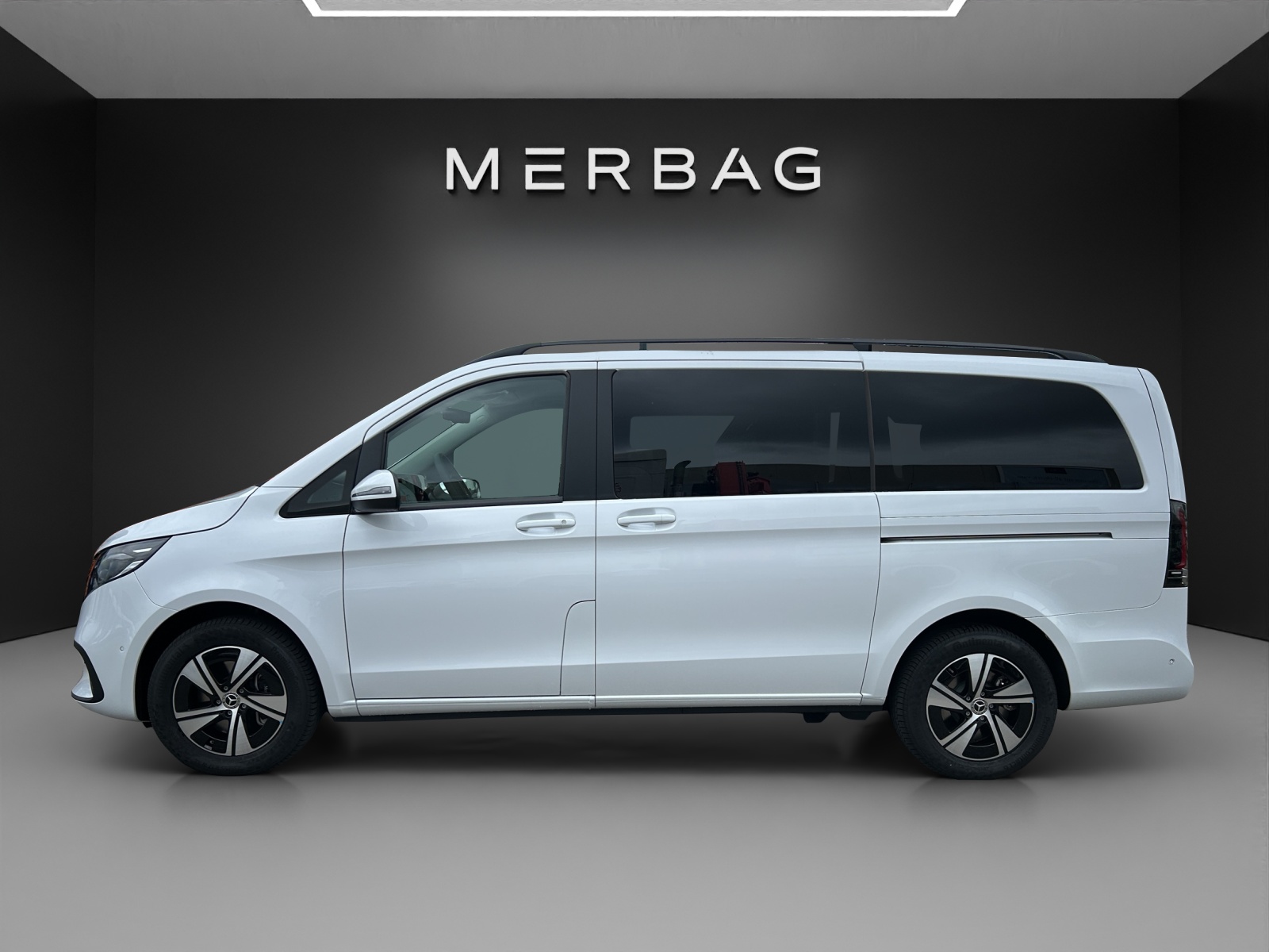 MERCEDES-BENZ V 250 d lang 4Matic 9G-Tronic-image-2