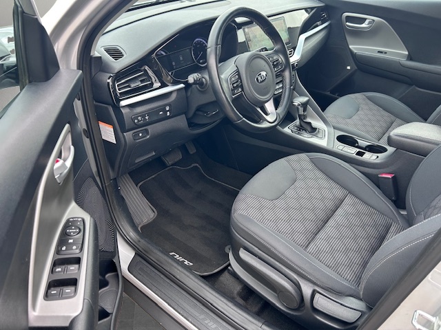 KIA Niro 1.6GDi Hybrid Power 2020 DCT-image-6