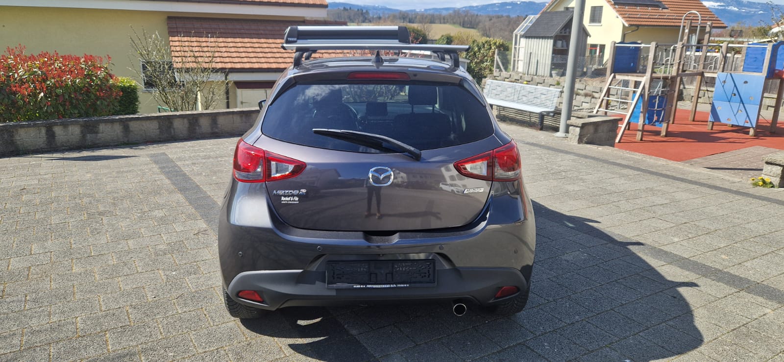 MAZDA 2 SKYACTIV-G 115 Revolution-image-3