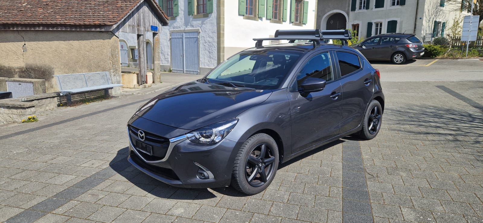 MAZDA 2 SKYACTIV-G 115 Revolution-image-6