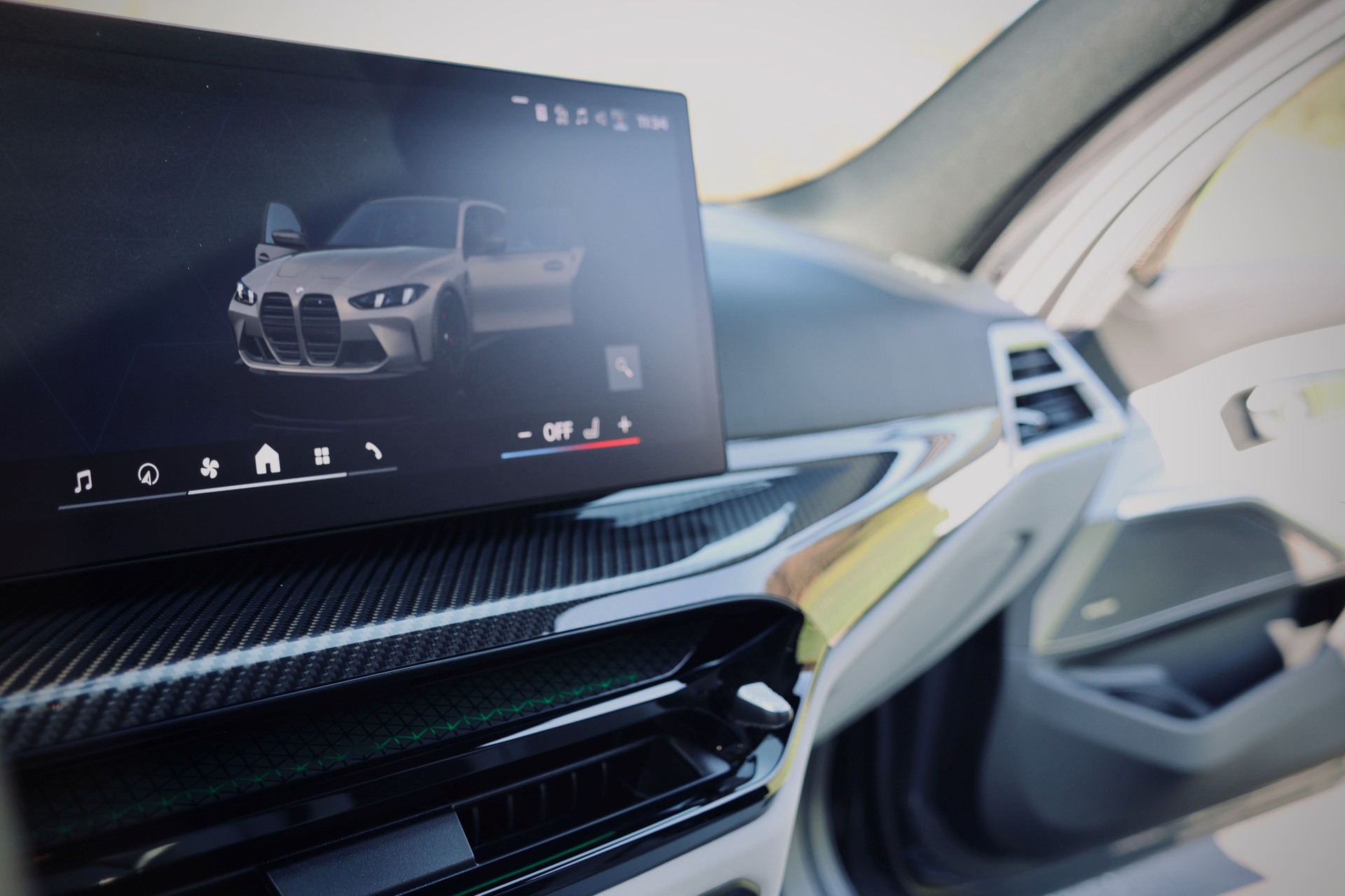 BMW M3 Touring xDrive Competition M-image-8