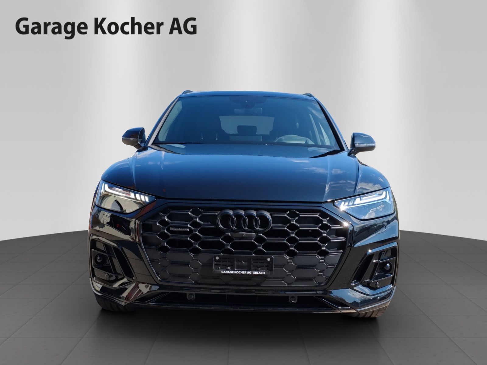 AUDI Q5 40 TDI Black Edition quattro S-tronic-showroom-element-1