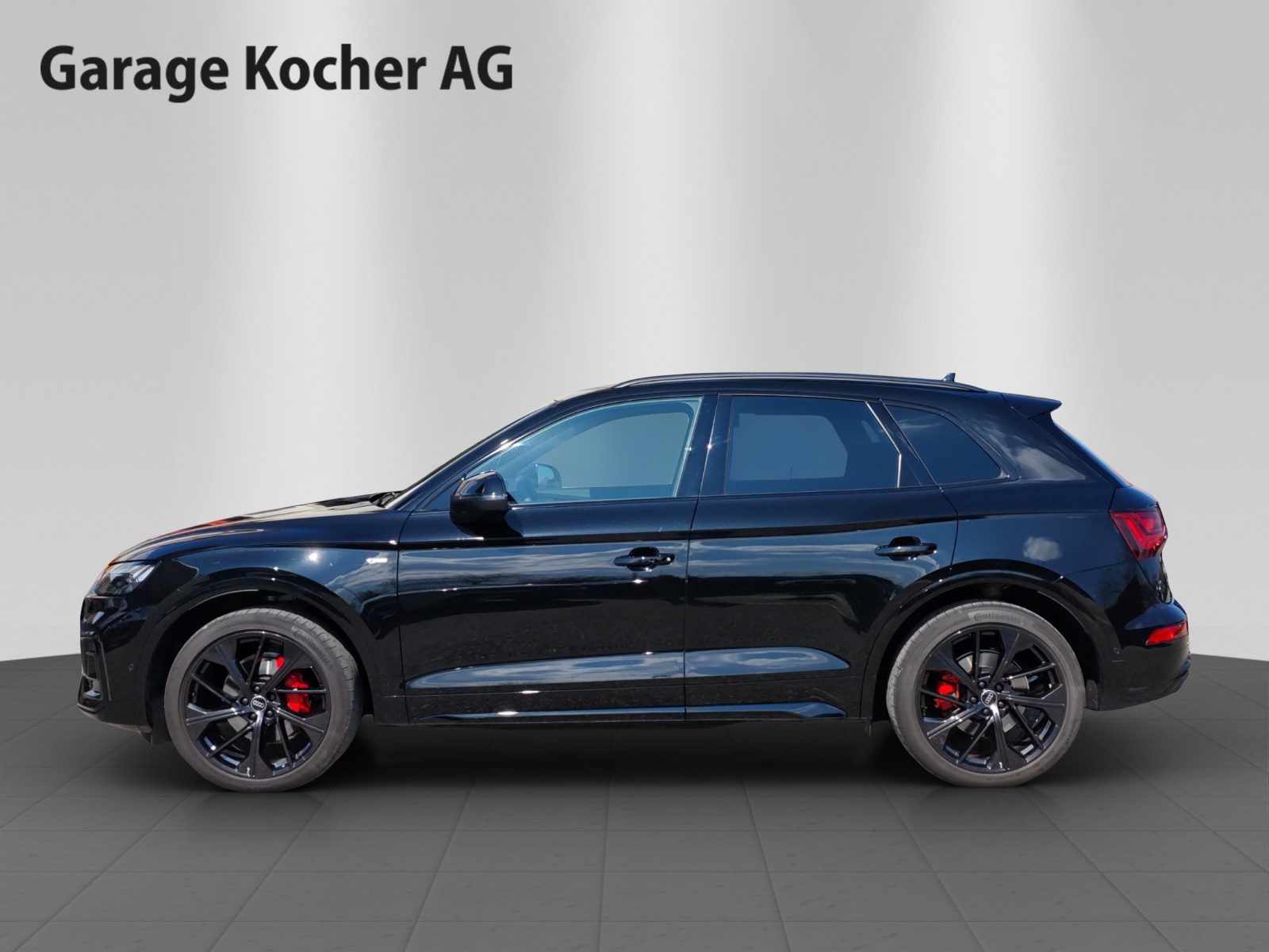 AUDI Q5 40 TDI Black Edition quattro S-tronic-showroom-element-2