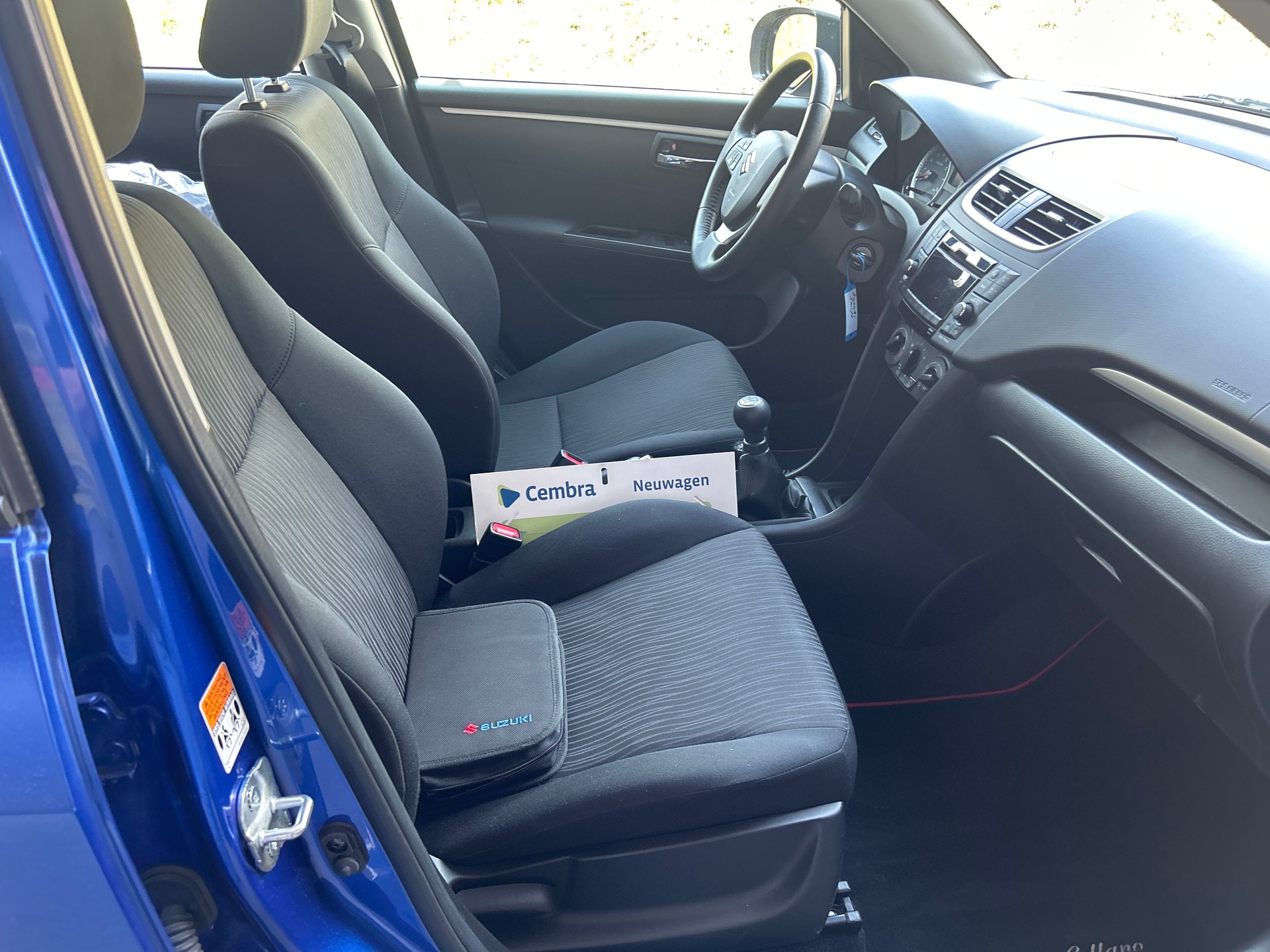 SUZUKI Swift 1.2i 16V GL Top Sergio Cellano 4x4-image-8