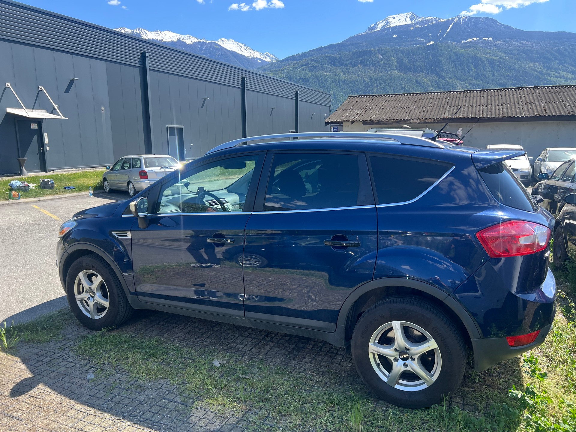 FORD Kuga 2.0 TDCi Carving 4WD PowerShift-image-3