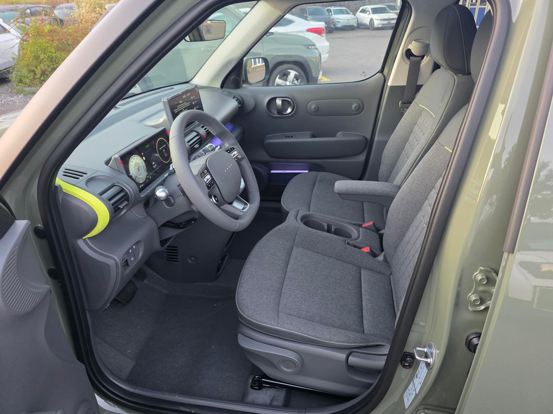 HYUNDAI Inster 49kWh Vertex Cross-image-9