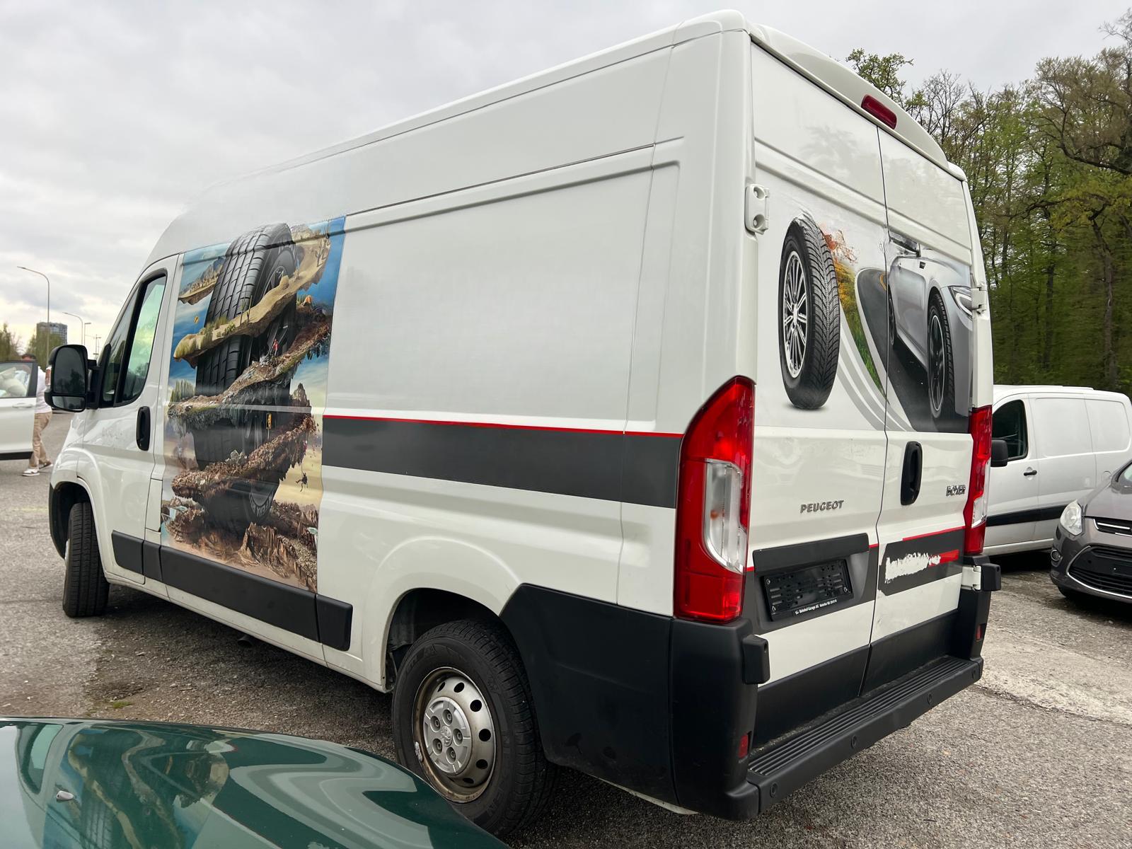 PEUGEOT Boxer 2.2 HDI 333 Pro L2H2-image-3