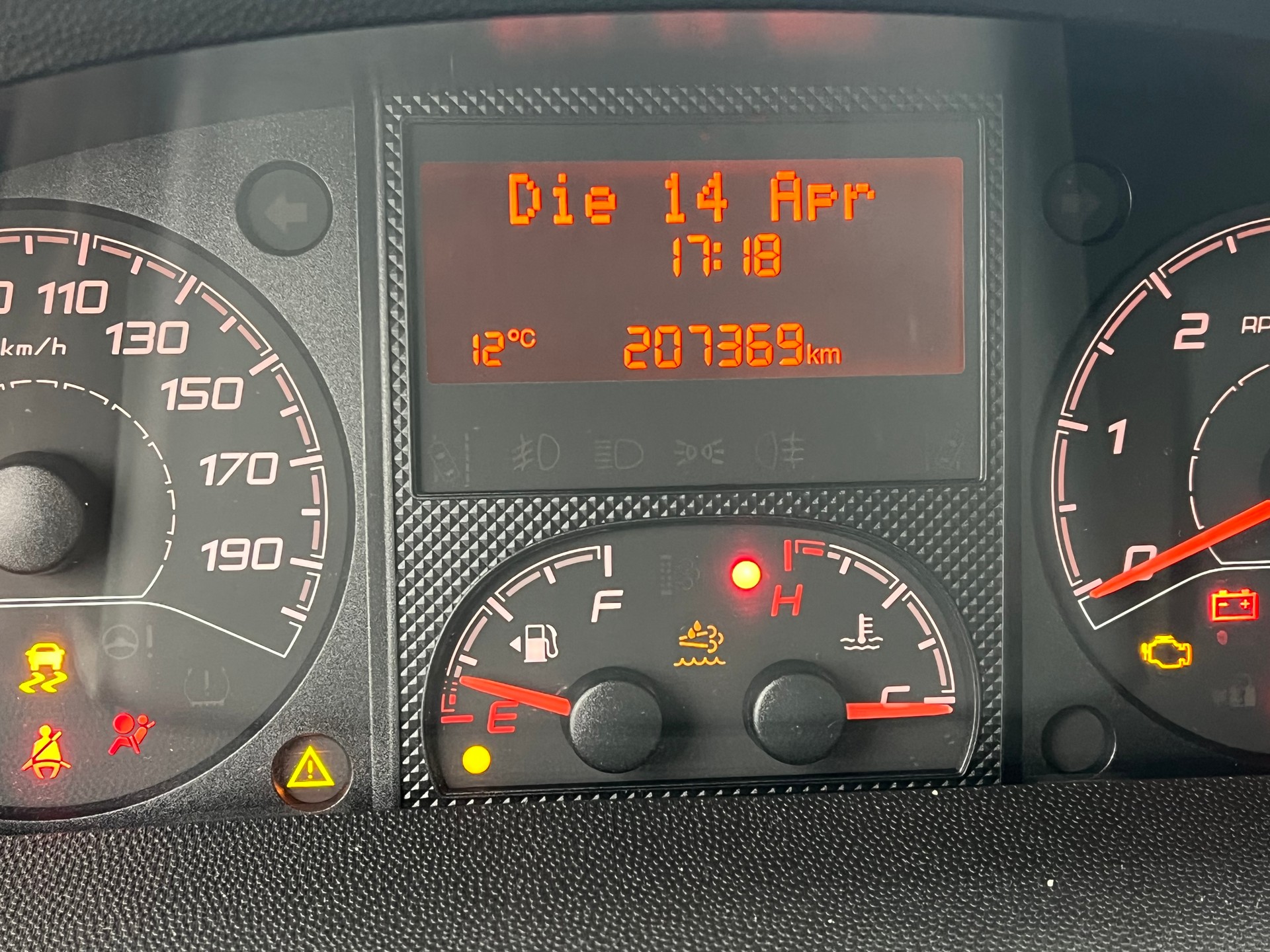 PEUGEOT Boxer 2.2 HDI 333 Pro L2H2-image-8