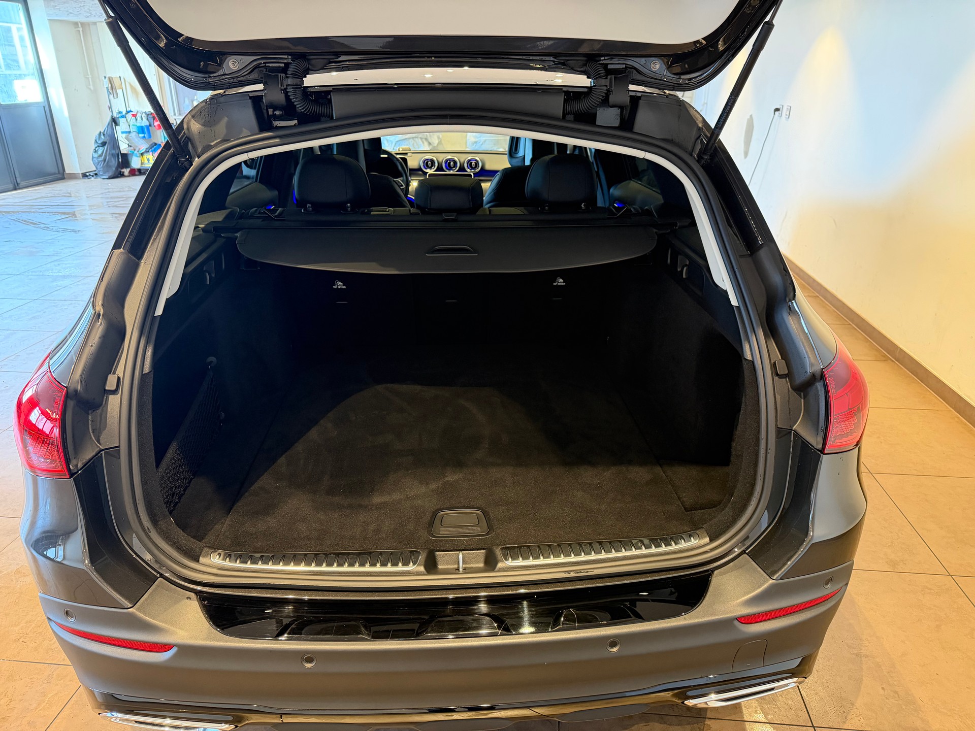 MERCEDES-BENZ C 200 All-Terrain Avantgarde 4matic Kombi-image-5