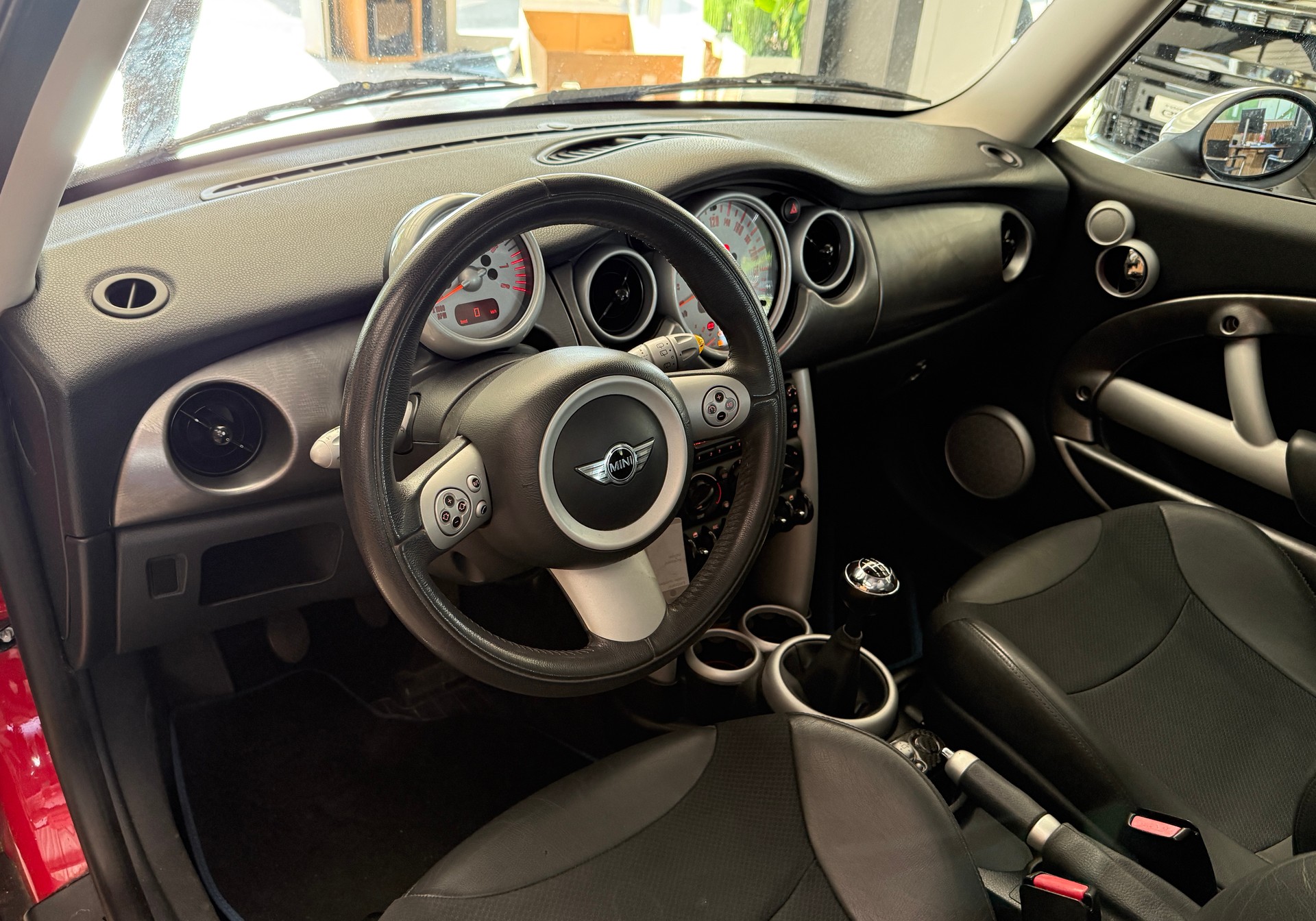 MINI Cooper-image-5