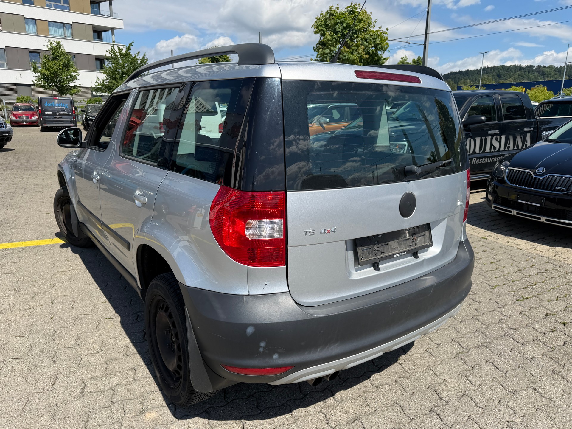 SKODA Yeti 1.8 TSI Entry 4x4-image-6