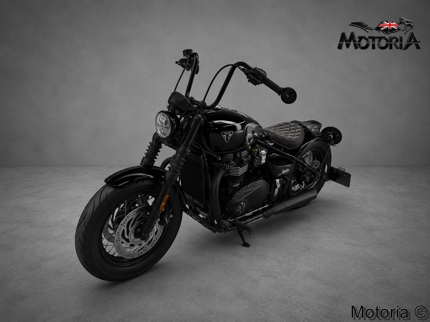 TRIUMPH Bonneville 1200 Bobber-image-1