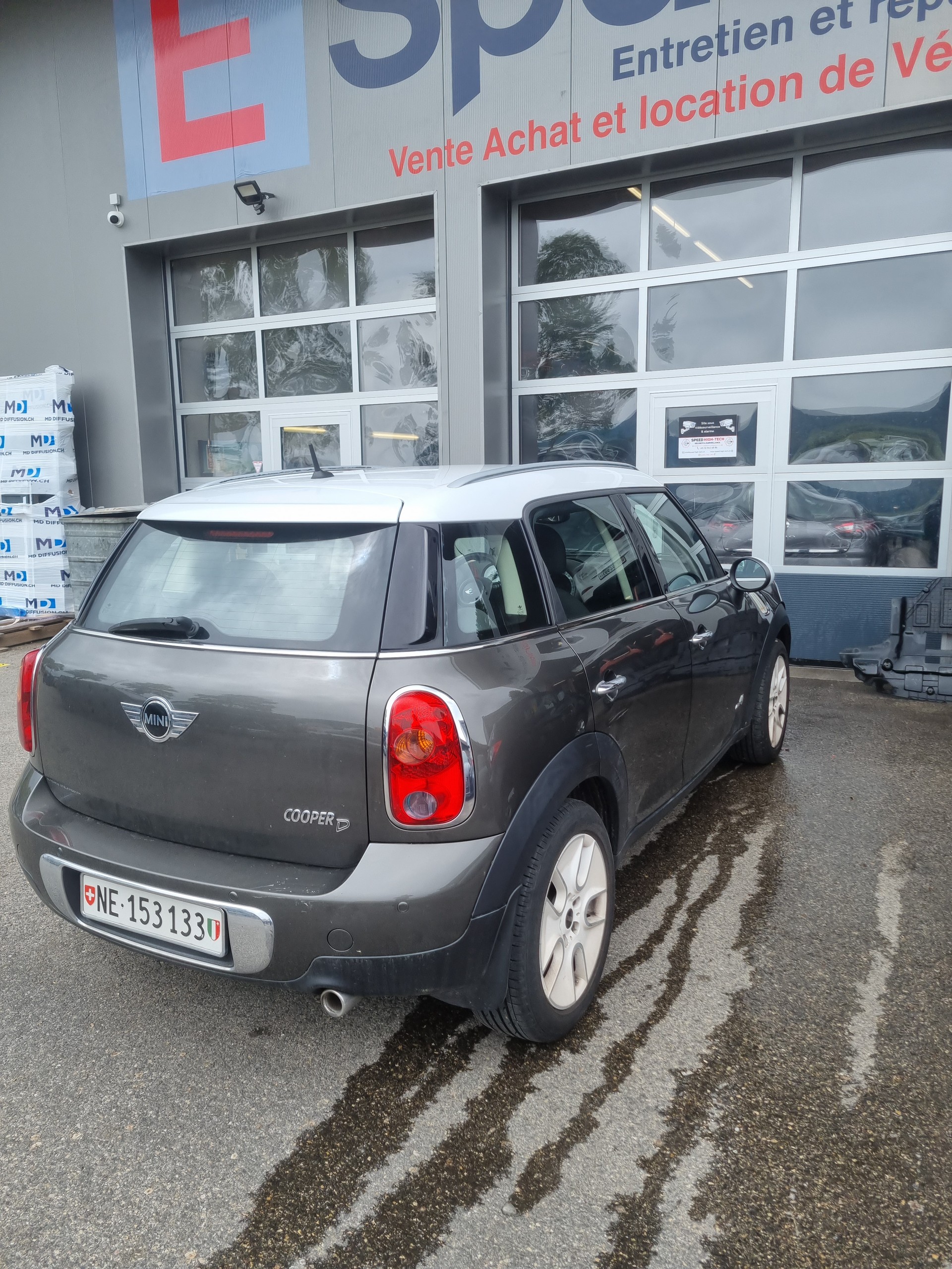 MINI Countryman Cooper D ALL4-image-3