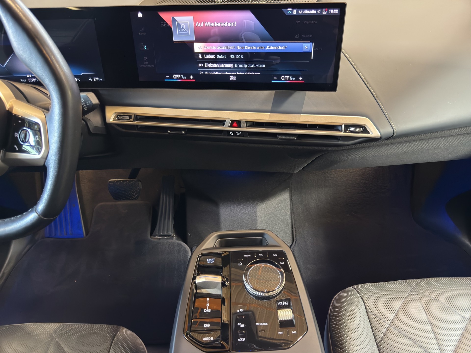 BMW iX M60-image-19