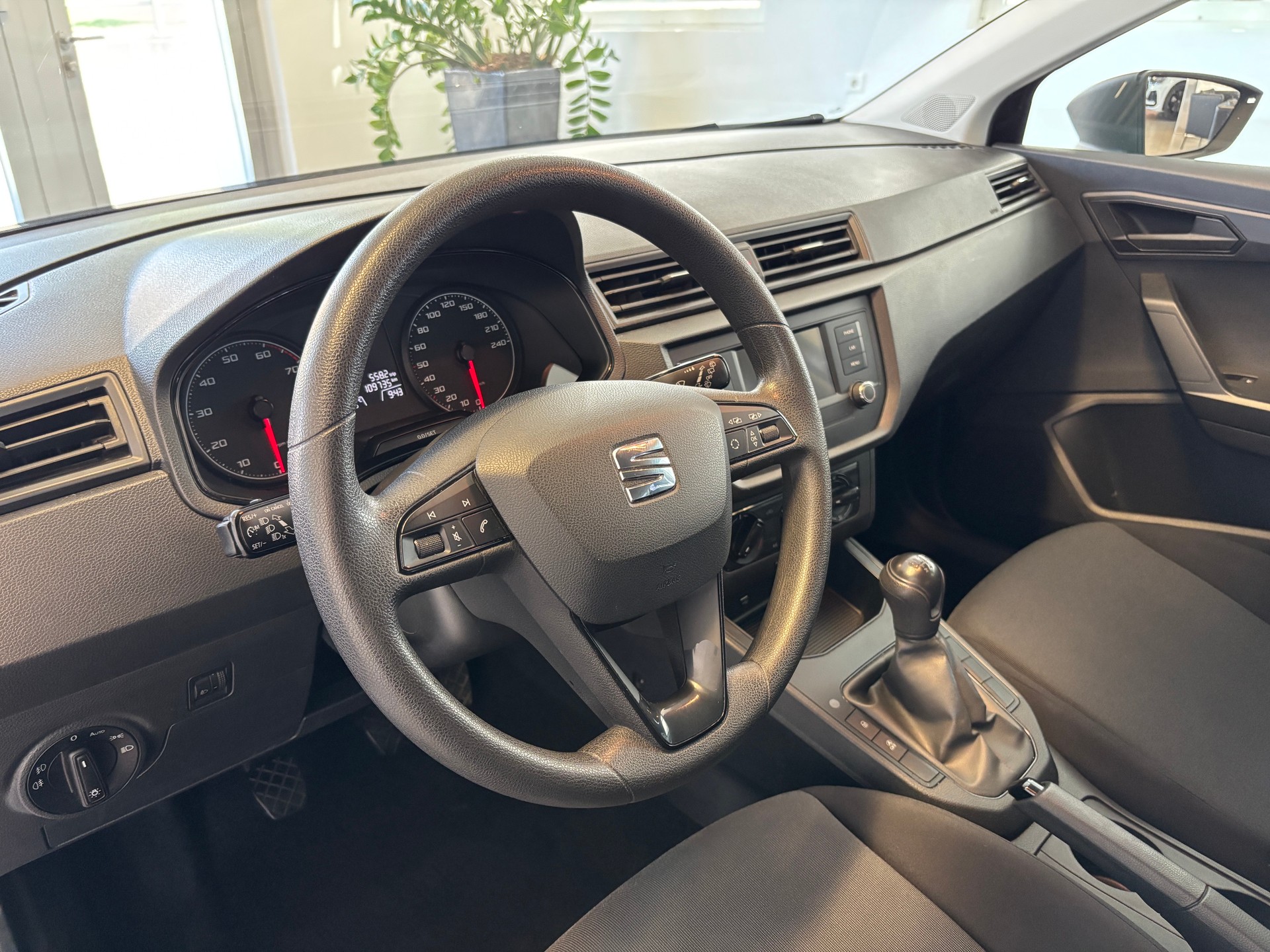 SEAT Ibiza 1.0 EcoTSI Sol-image-5
