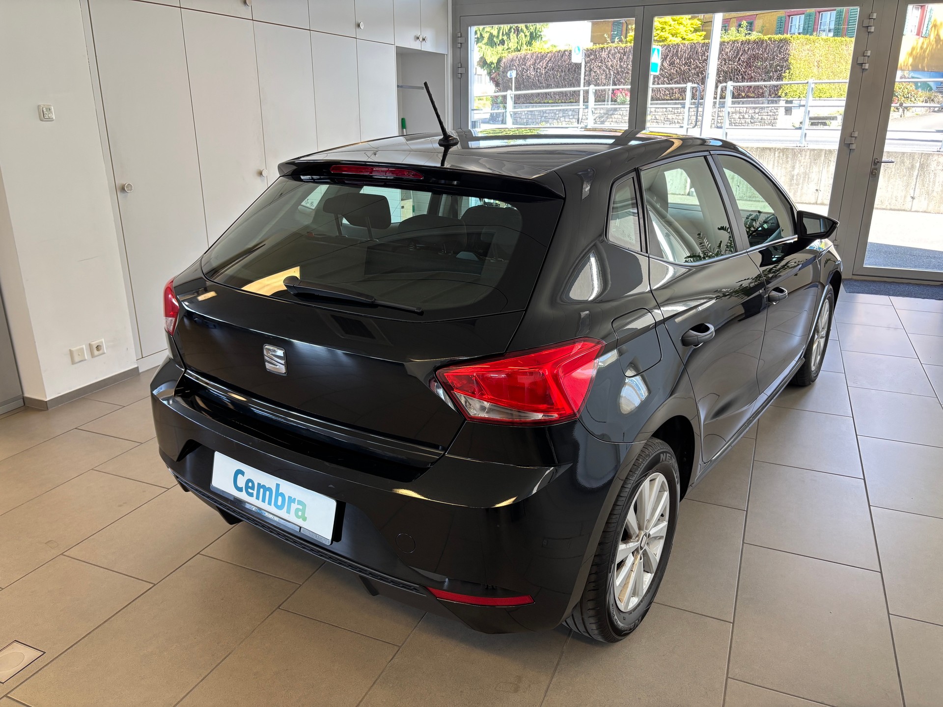 SEAT Ibiza 1.0 EcoTSI Sol-showroom-element-2