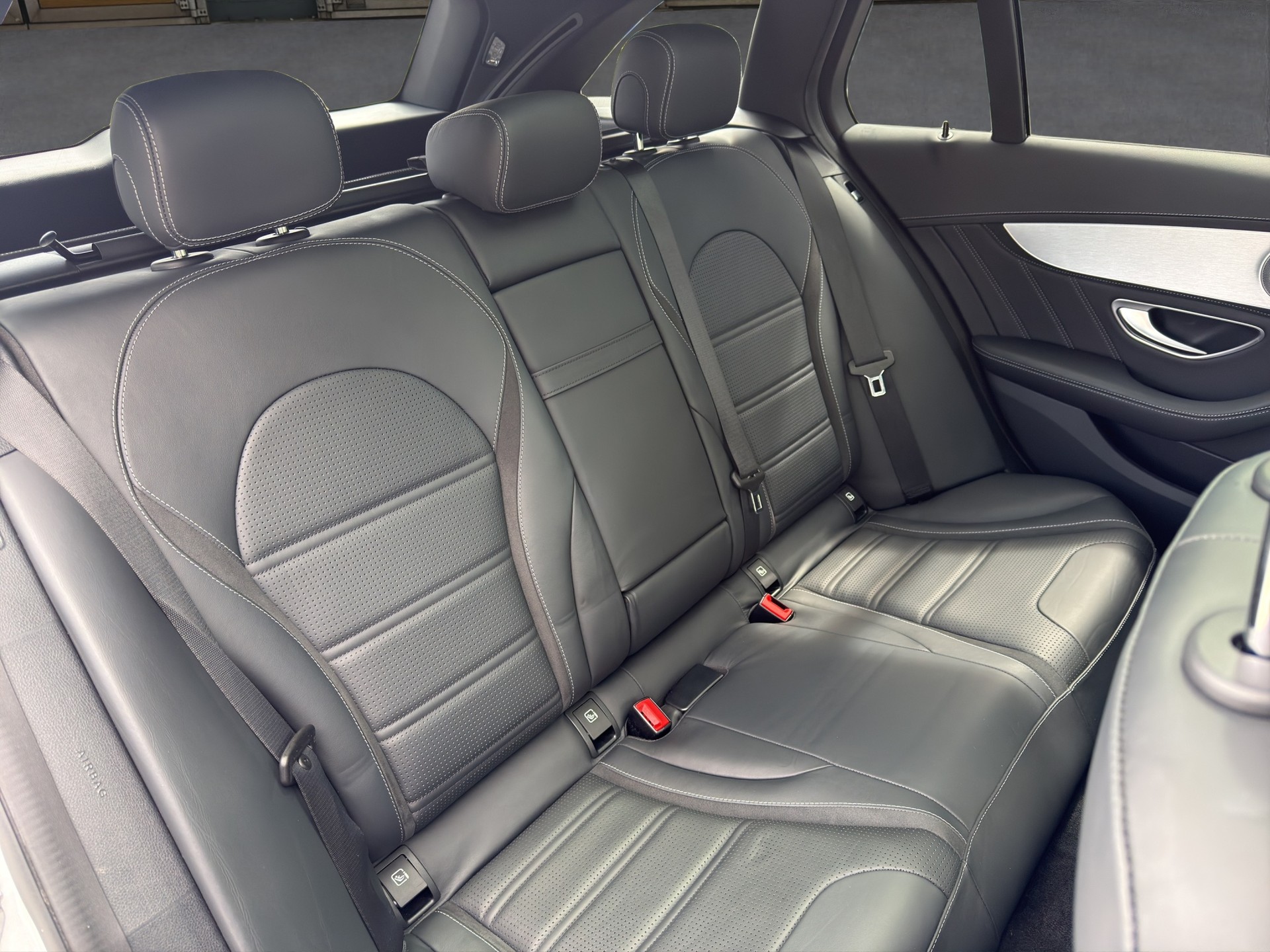 MERCEDES-BENZ C 63 S AMG Kombi-image-13