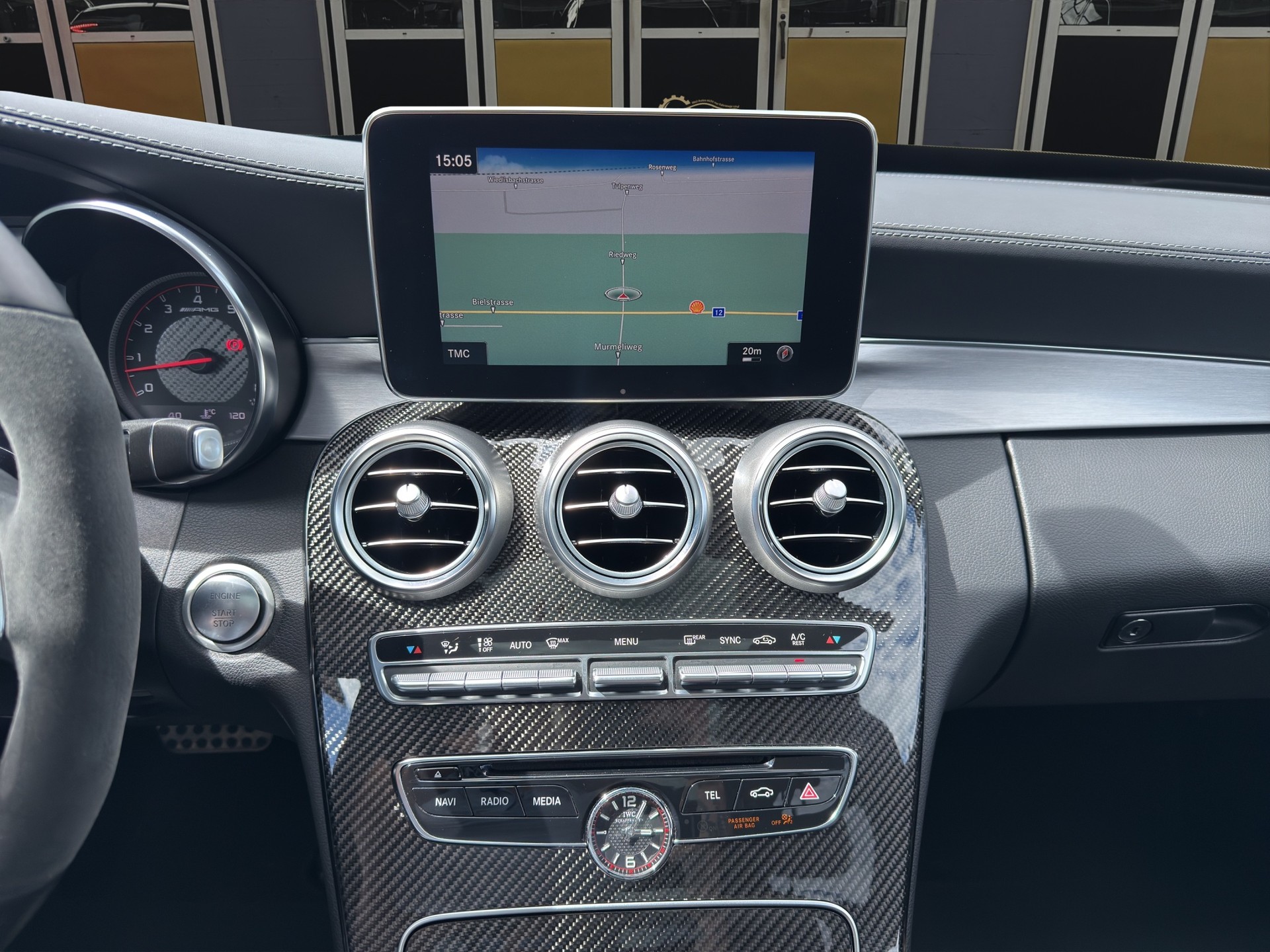 MERCEDES-BENZ C 63 S AMG Kombi-image-15
