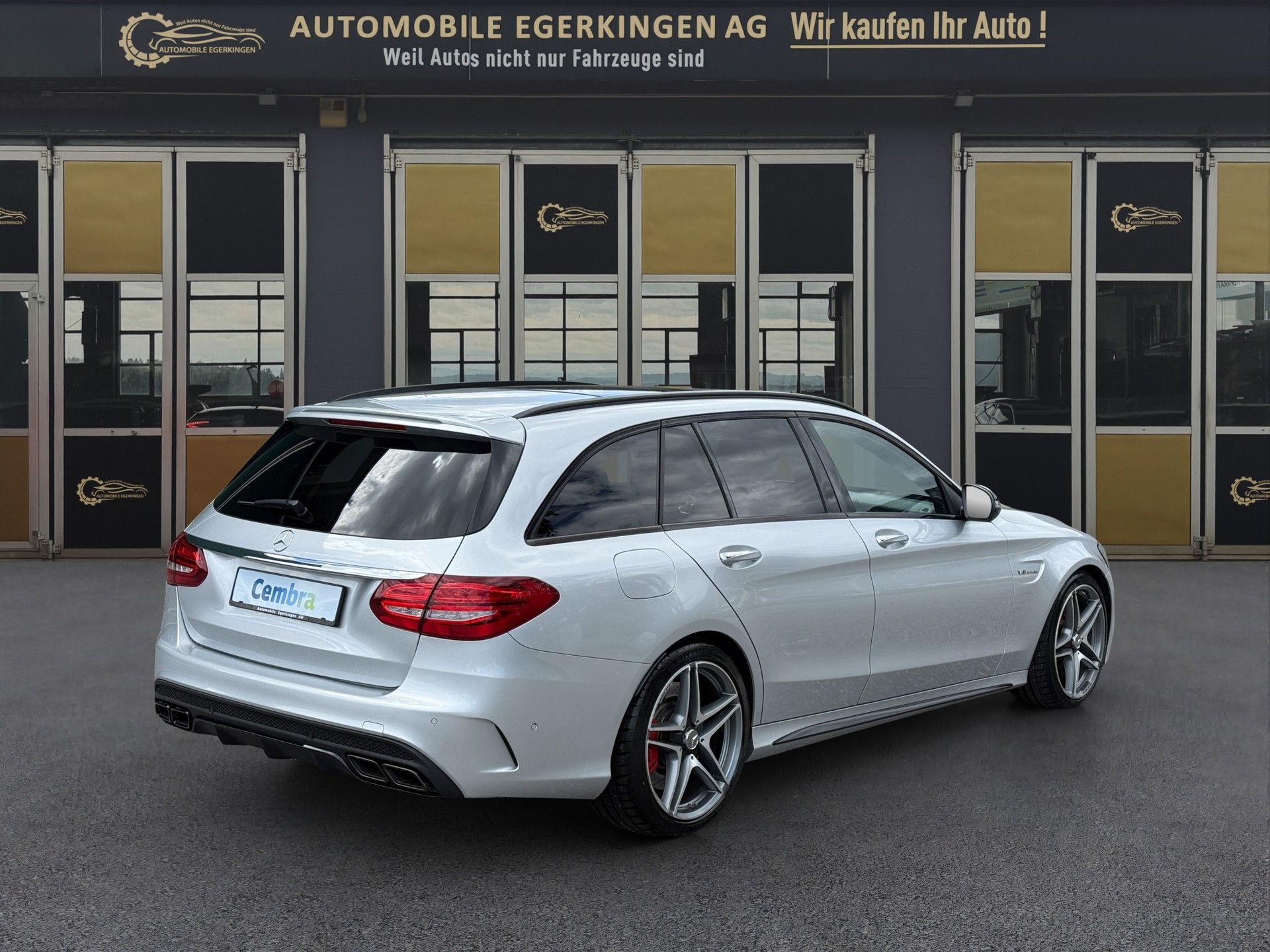 MERCEDES-BENZ C 63 S AMG Kombi-image-4