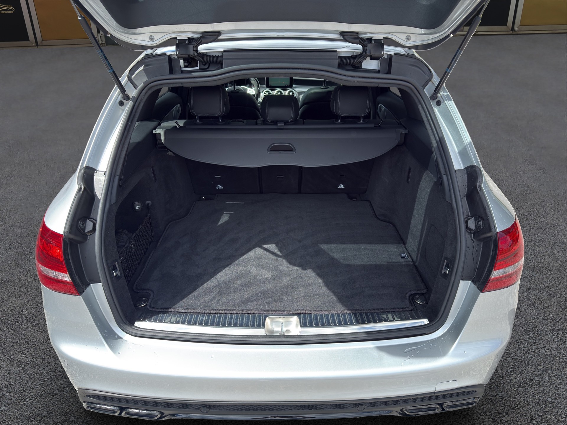 MERCEDES-BENZ C 63 S AMG Kombi-image-14