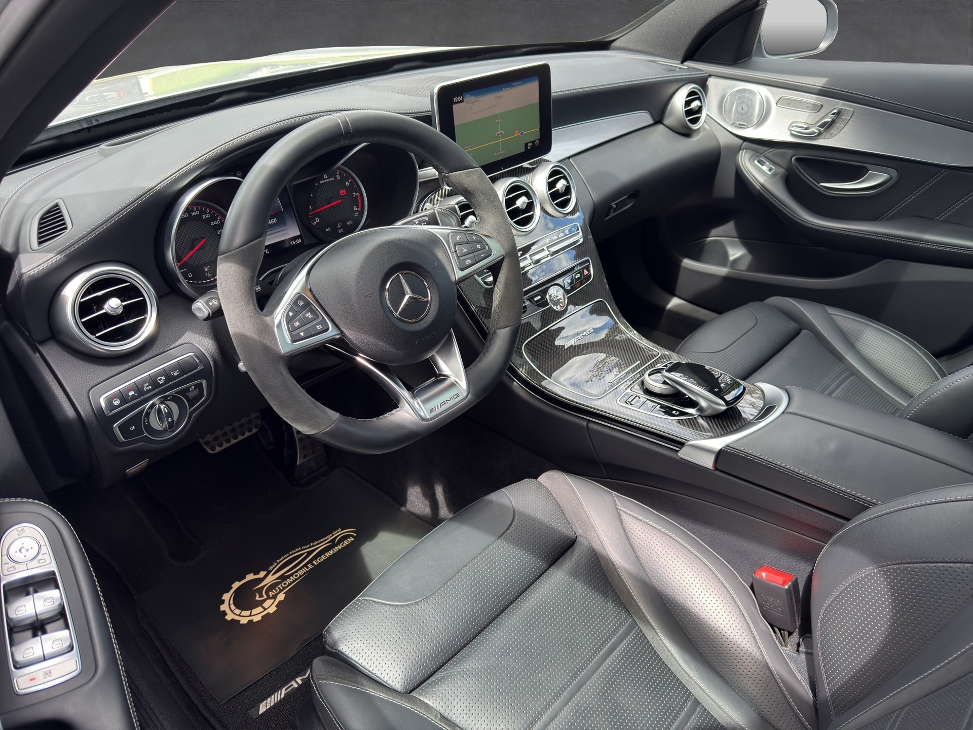 MERCEDES-BENZ C 63 S AMG Kombi-image-8