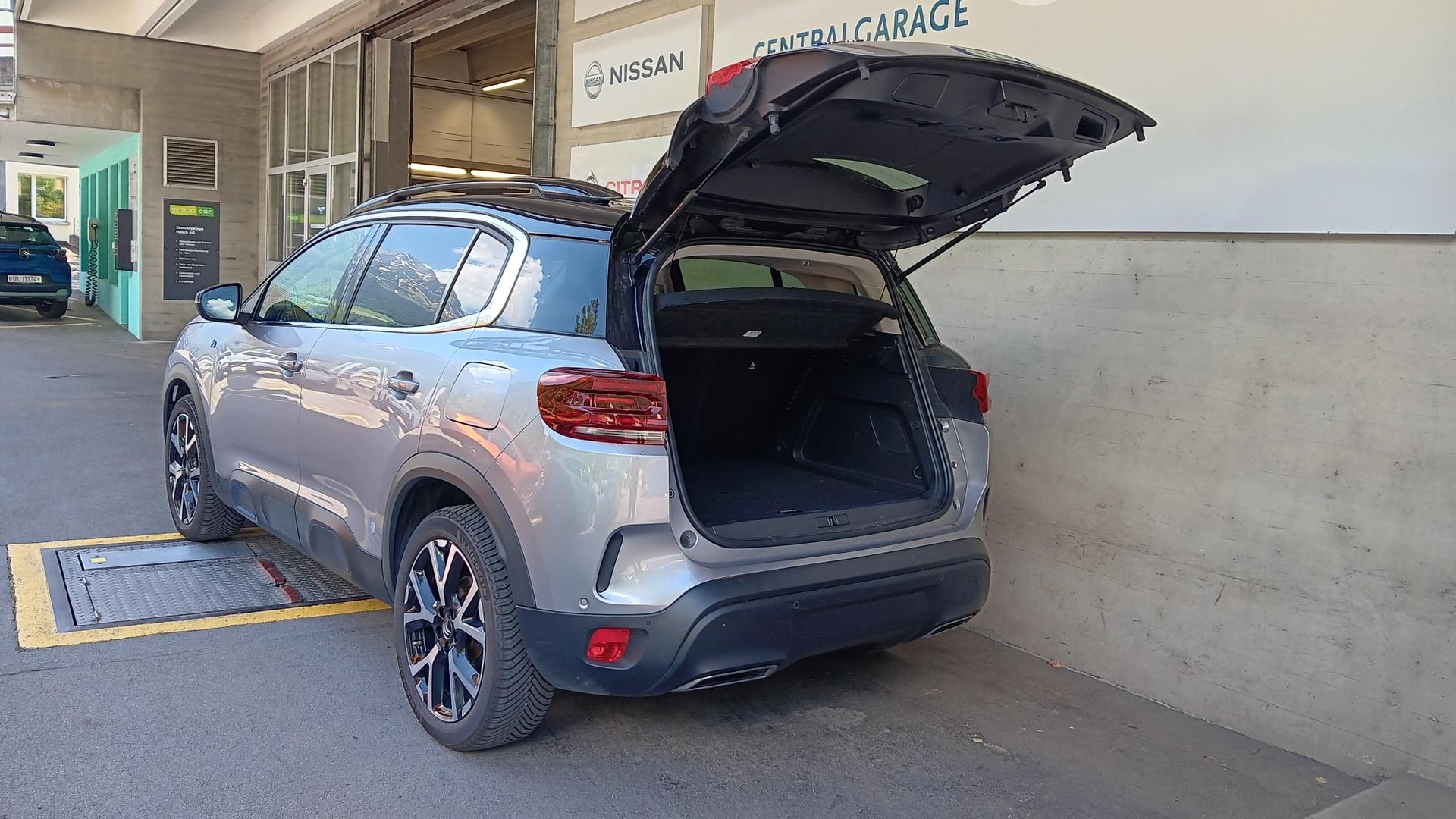 CITROEN C5 Aircross 1.6 PHEV Shine-image-5