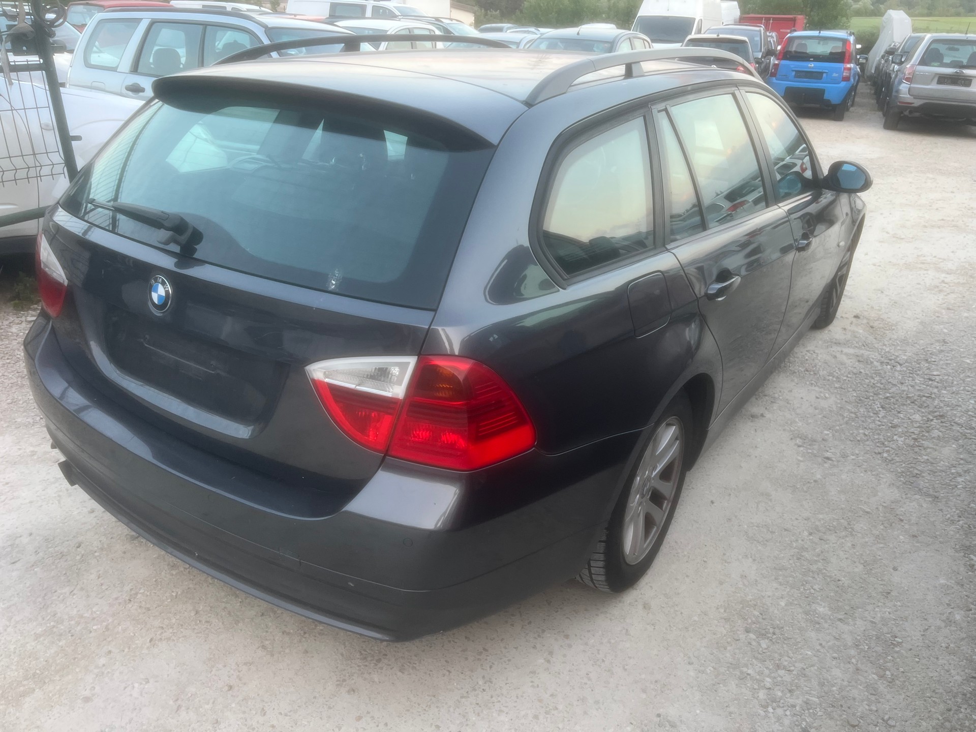 BMW 320i Touring Access Steptronic-image-6