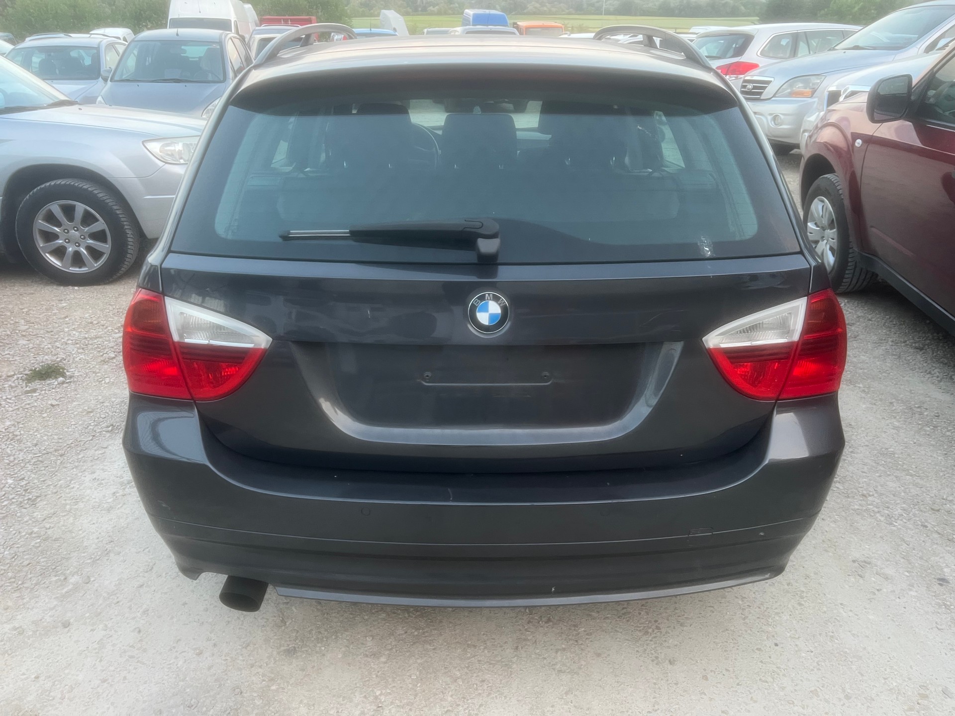 BMW 320i Touring Access Steptronic-image-5