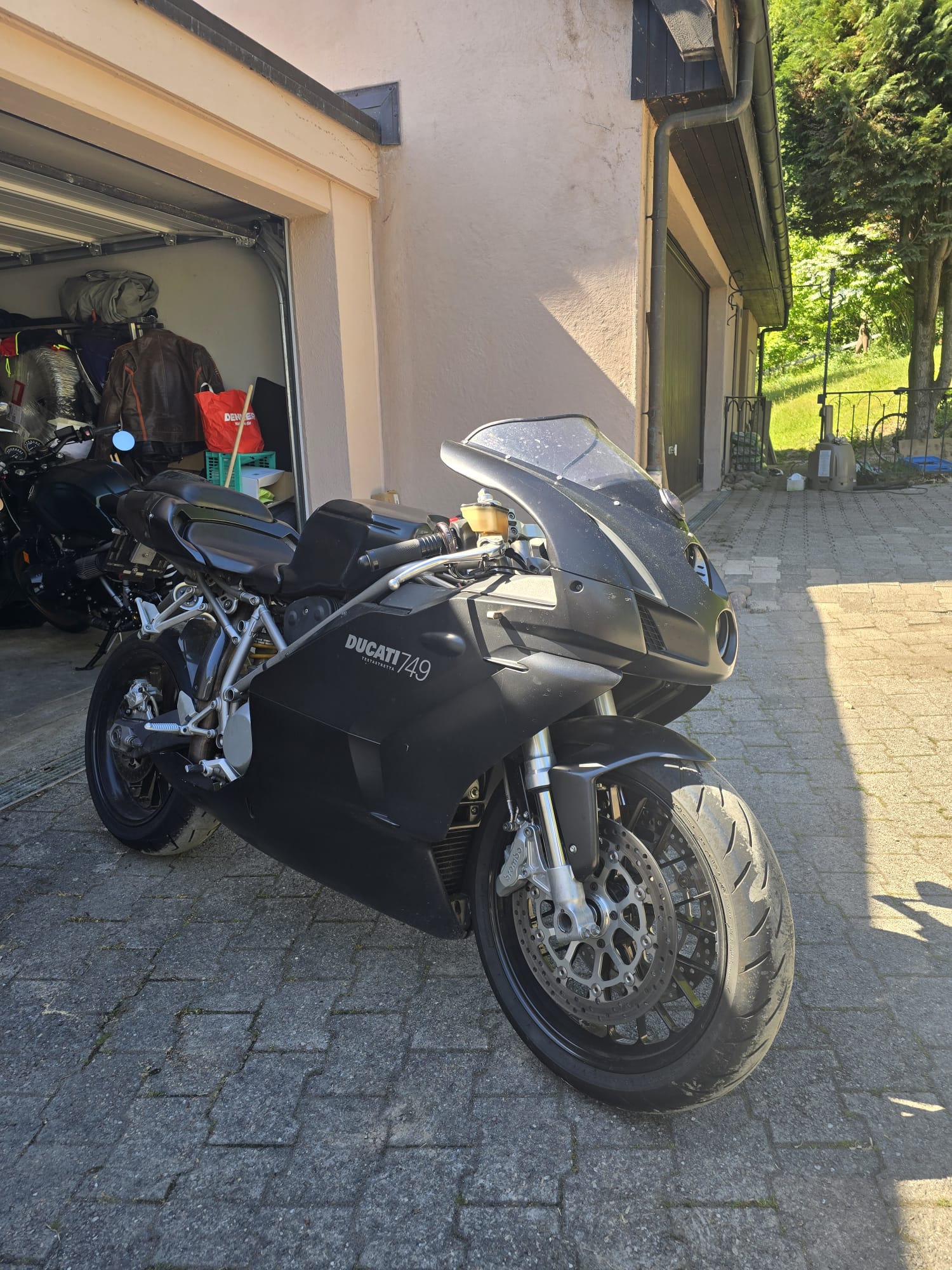 DUCATI 749 Biposto