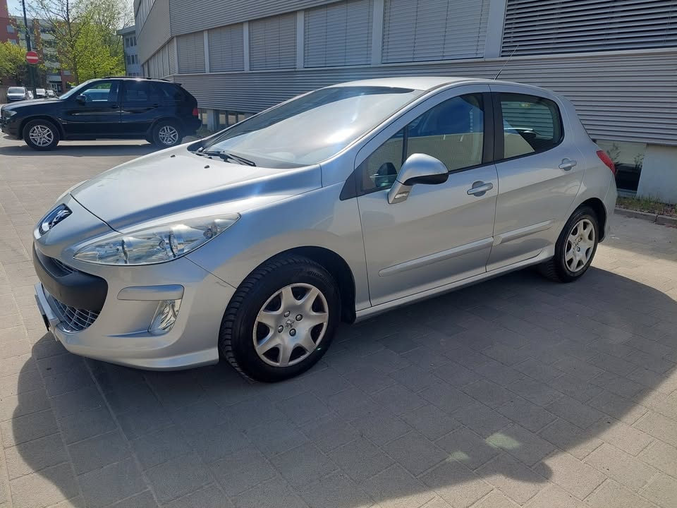 PEUGEOT 308 SW 1.6 16V VTI Trendy Automatic-image-3