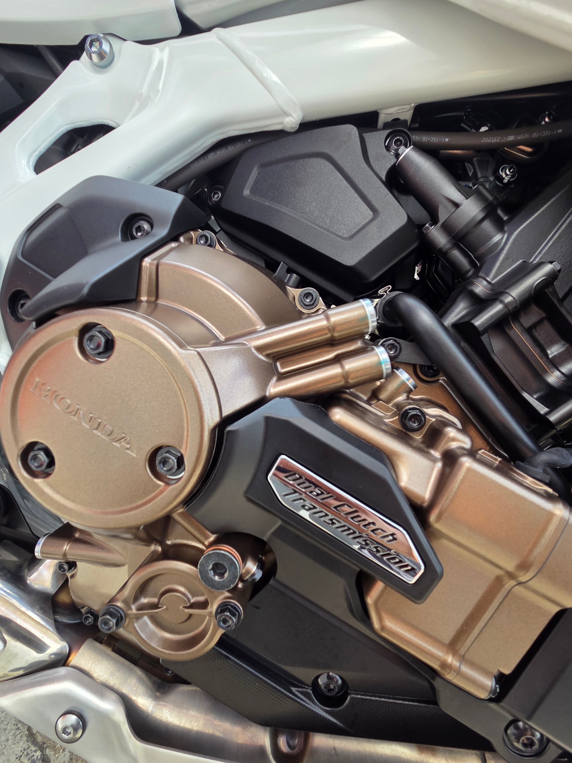 HONDA CRF 1100 DCT Africa Twin Adventure Sports-image-4