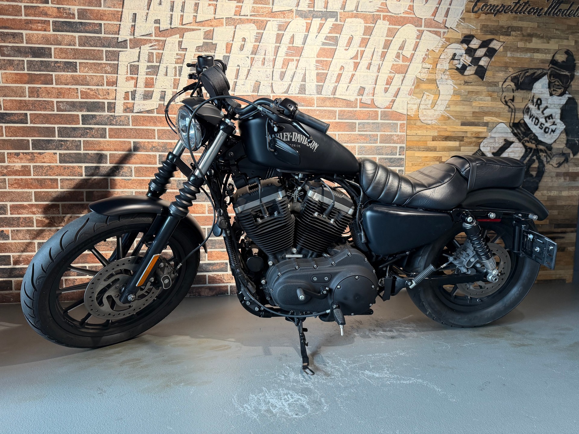 HARLEY-DAVIDSON XL 883 N Sportster Iron ABS-image-0