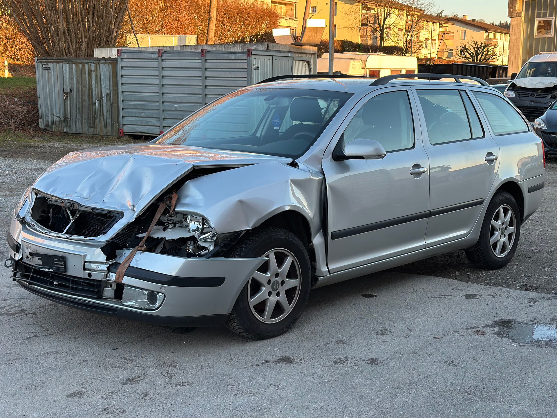 SKODA Octavia 2.0 FSI Elegance-image-5