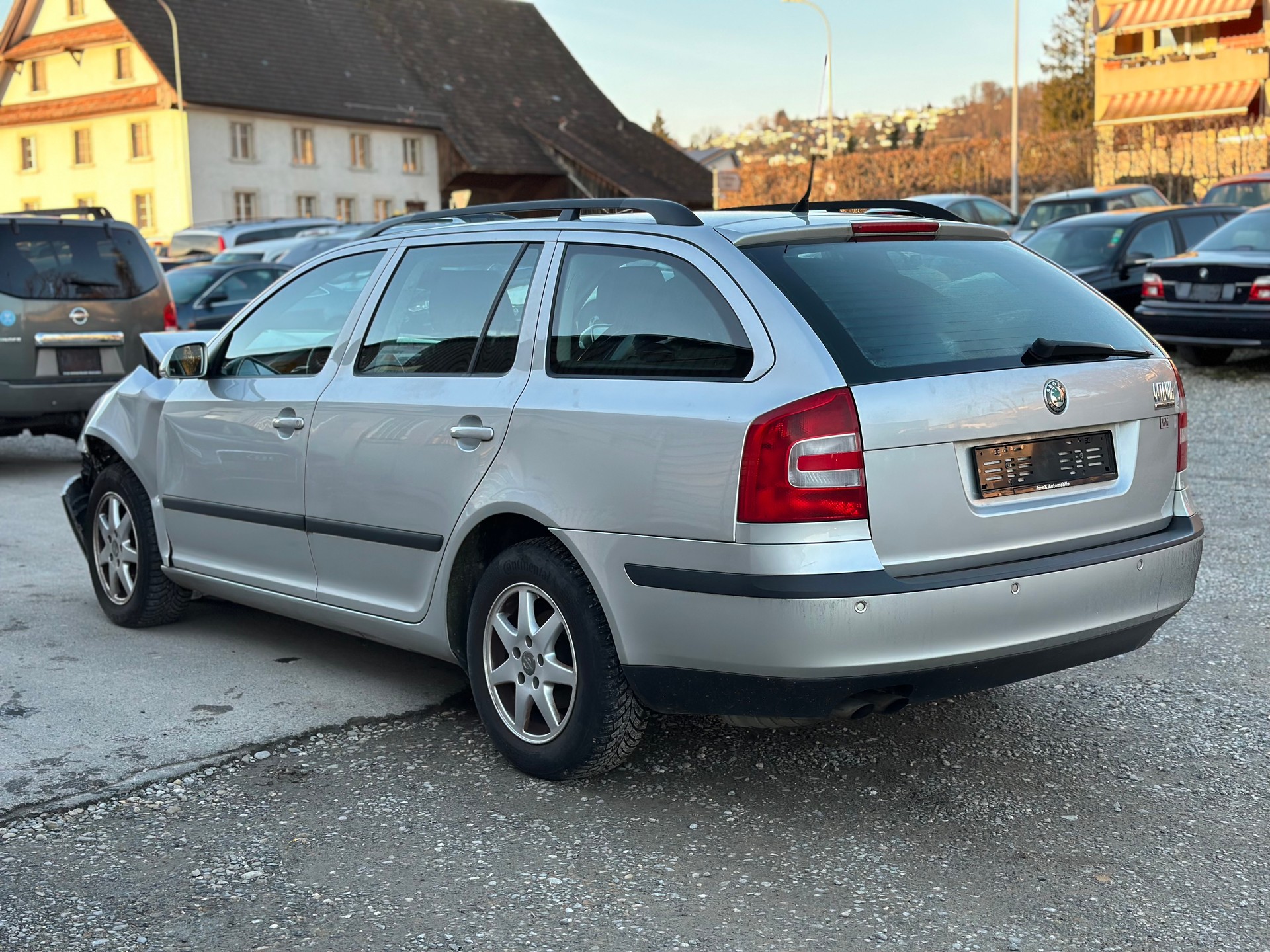 SKODA Octavia 2.0 FSI Elegance-image-4