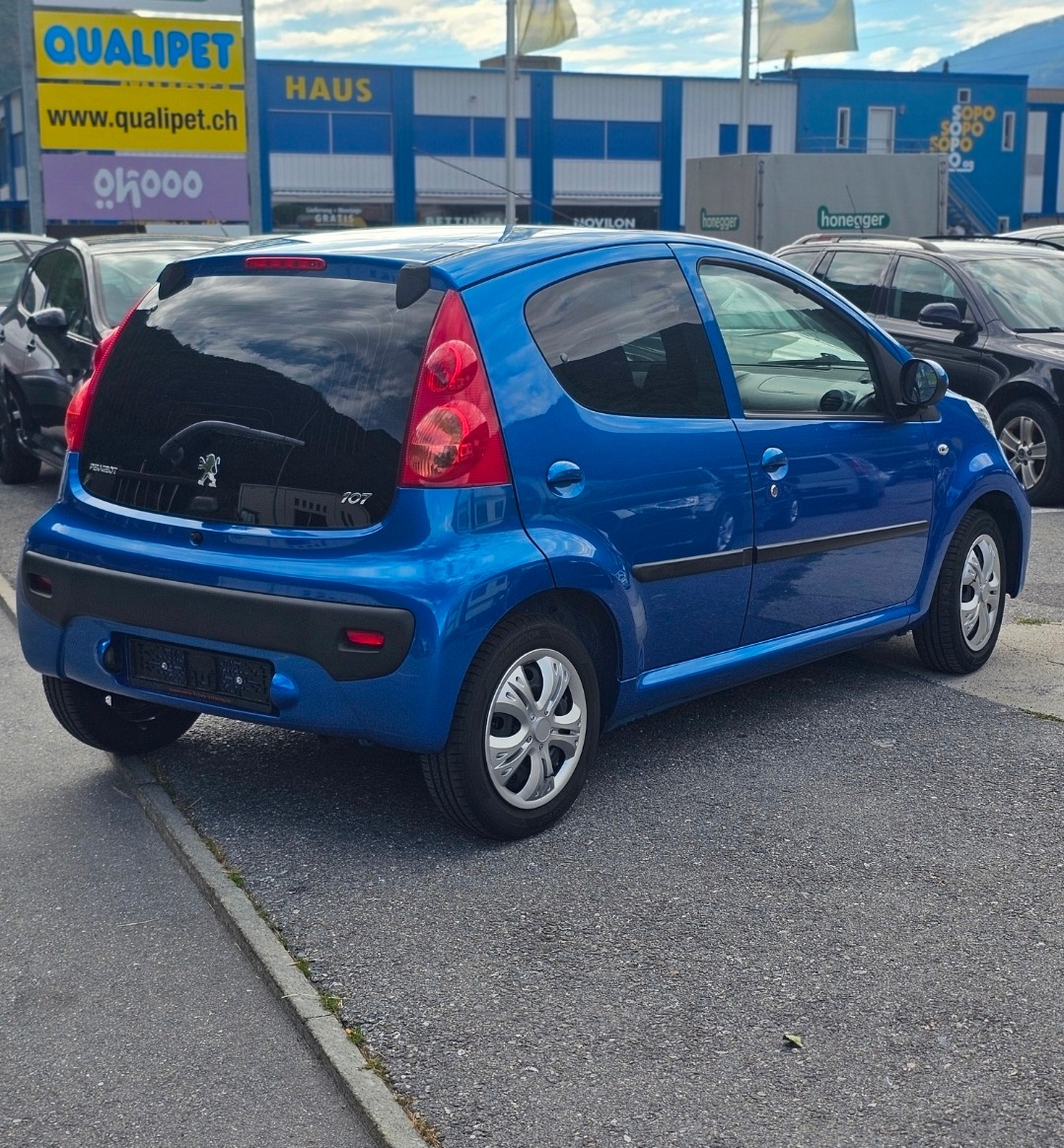 PEUGEOT 107 1.0 Trendy BMP5-image-4