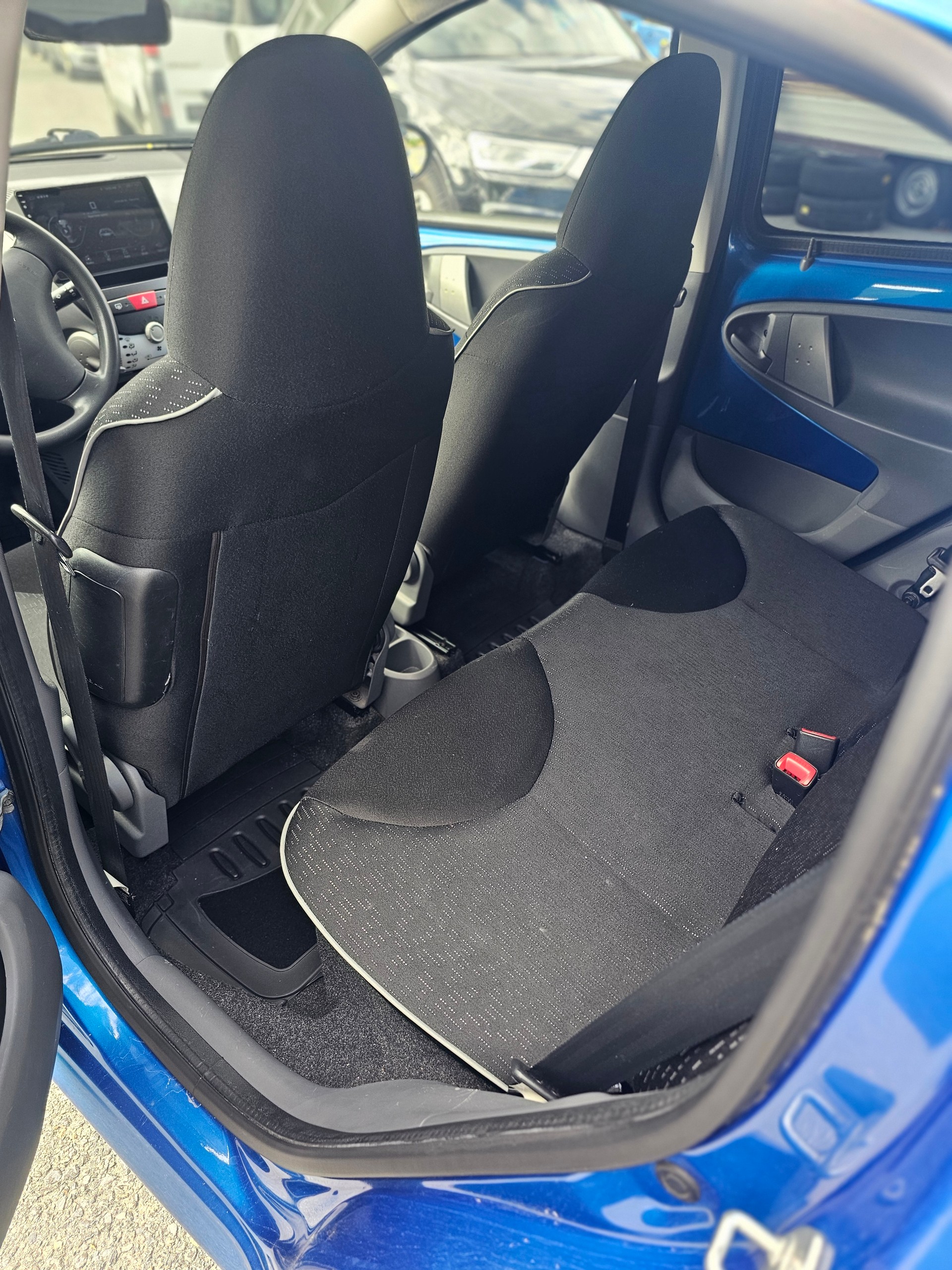 PEUGEOT 107 1.0 Trendy BMP5-image-7