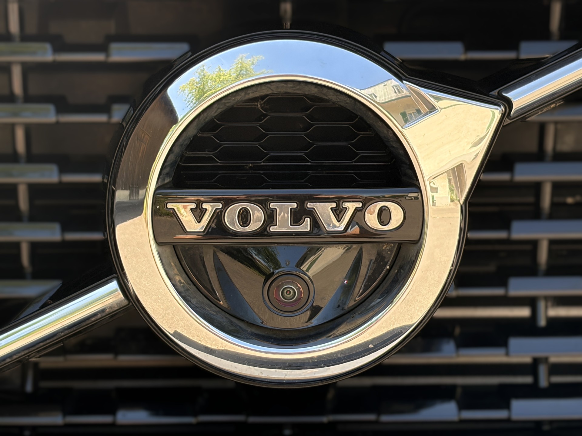 VOLVO 1.5 T5 TwE PHEV R-Design DCT-image-19