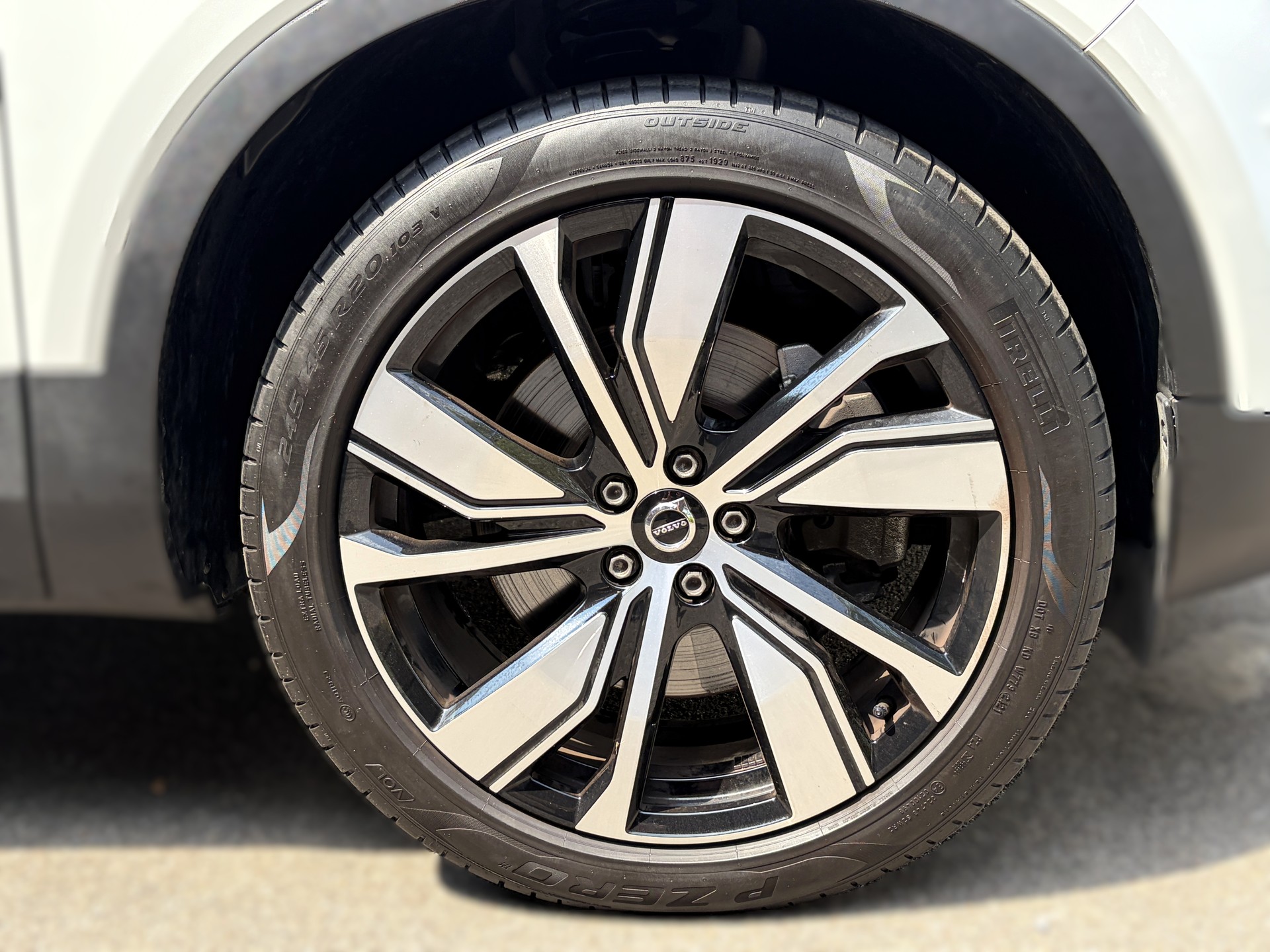 VOLVO 1.5 T5 TwE PHEV R-Design DCT-image-7