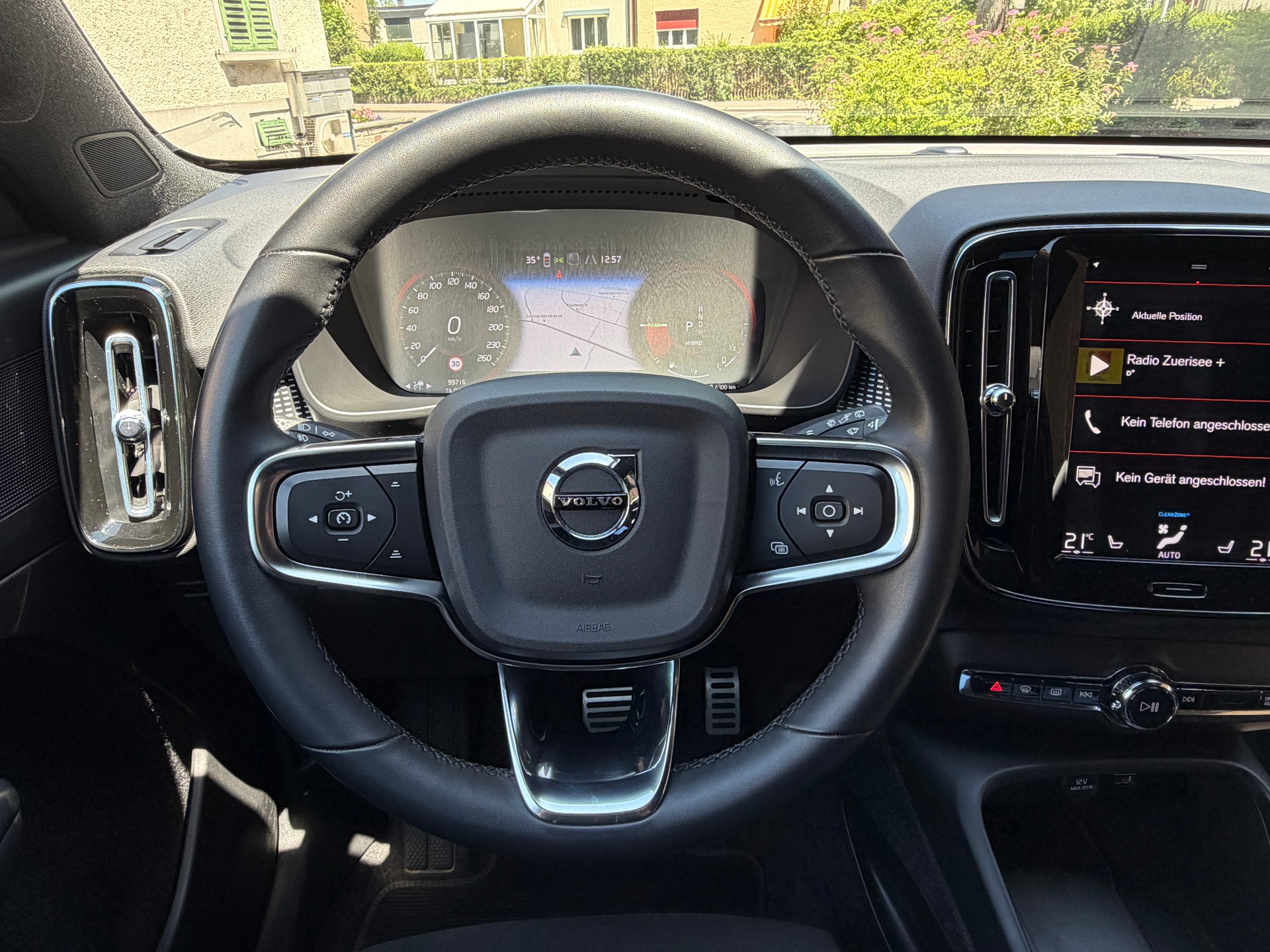 VOLVO 1.5 T5 TwE PHEV R-Design DCT-image-11