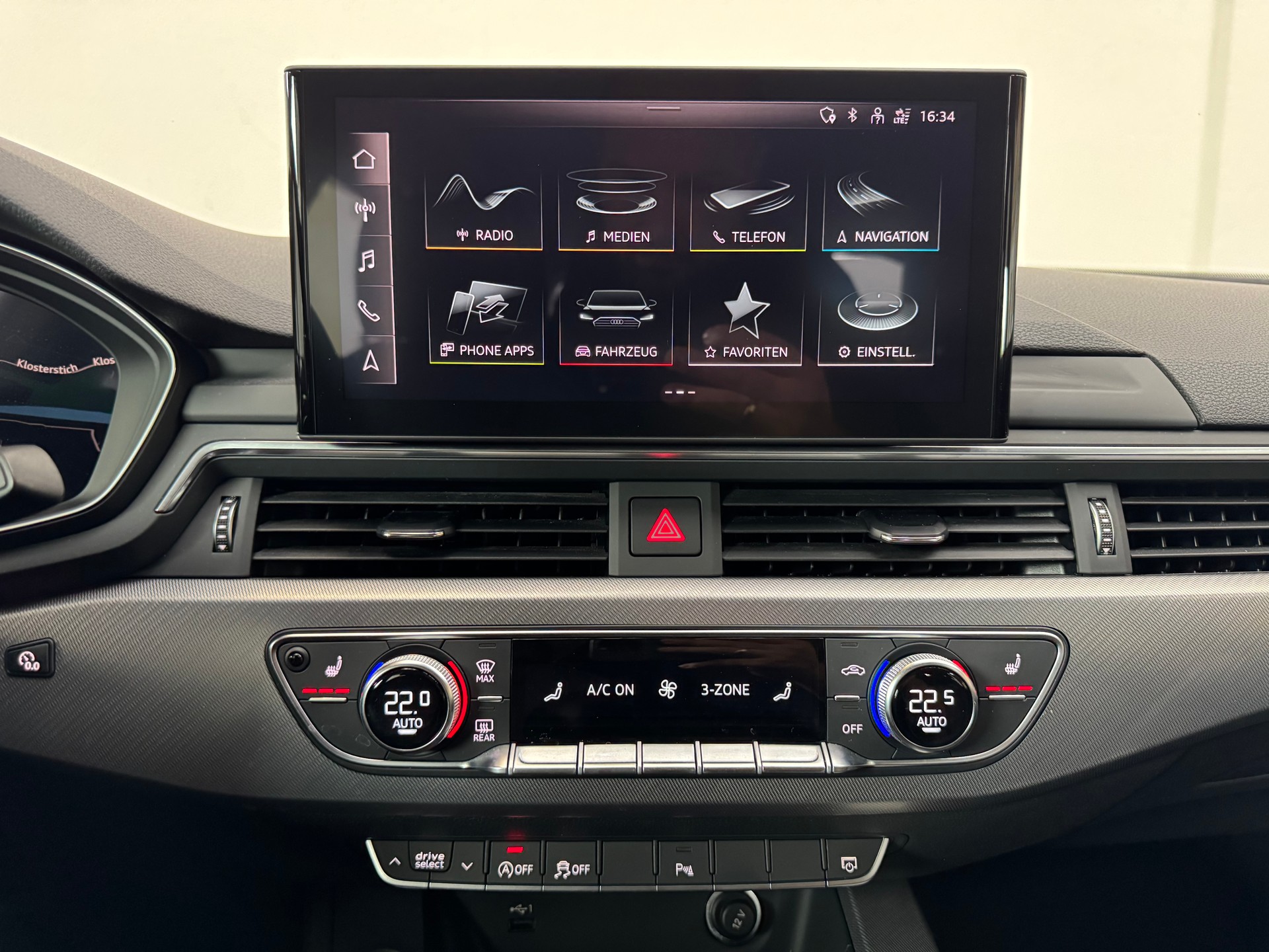 AUDI A5 Sportback 45 TFSI S-Line S-tronic quattro-image-17