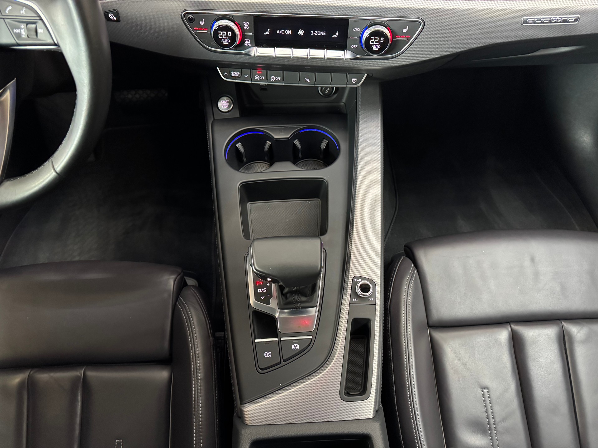 AUDI A5 Sportback 45 TFSI S-Line S-tronic quattro-image-24