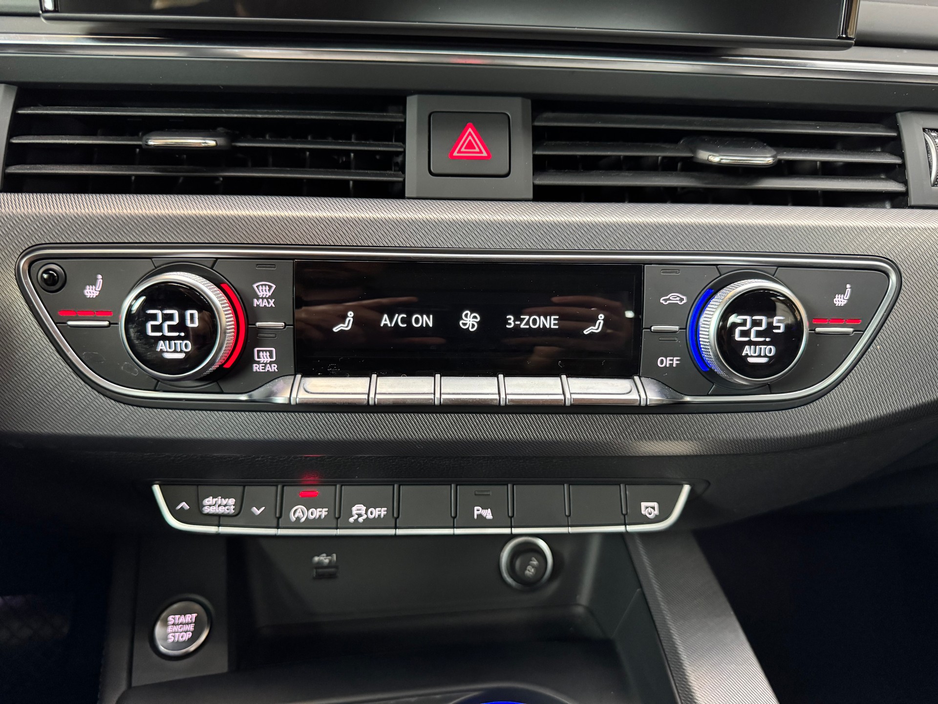 AUDI A5 Sportback 45 TFSI S-Line S-tronic quattro-image-23