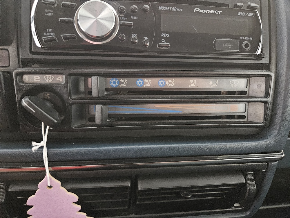 VW Golf 1800 GL, KLIMA-image-10