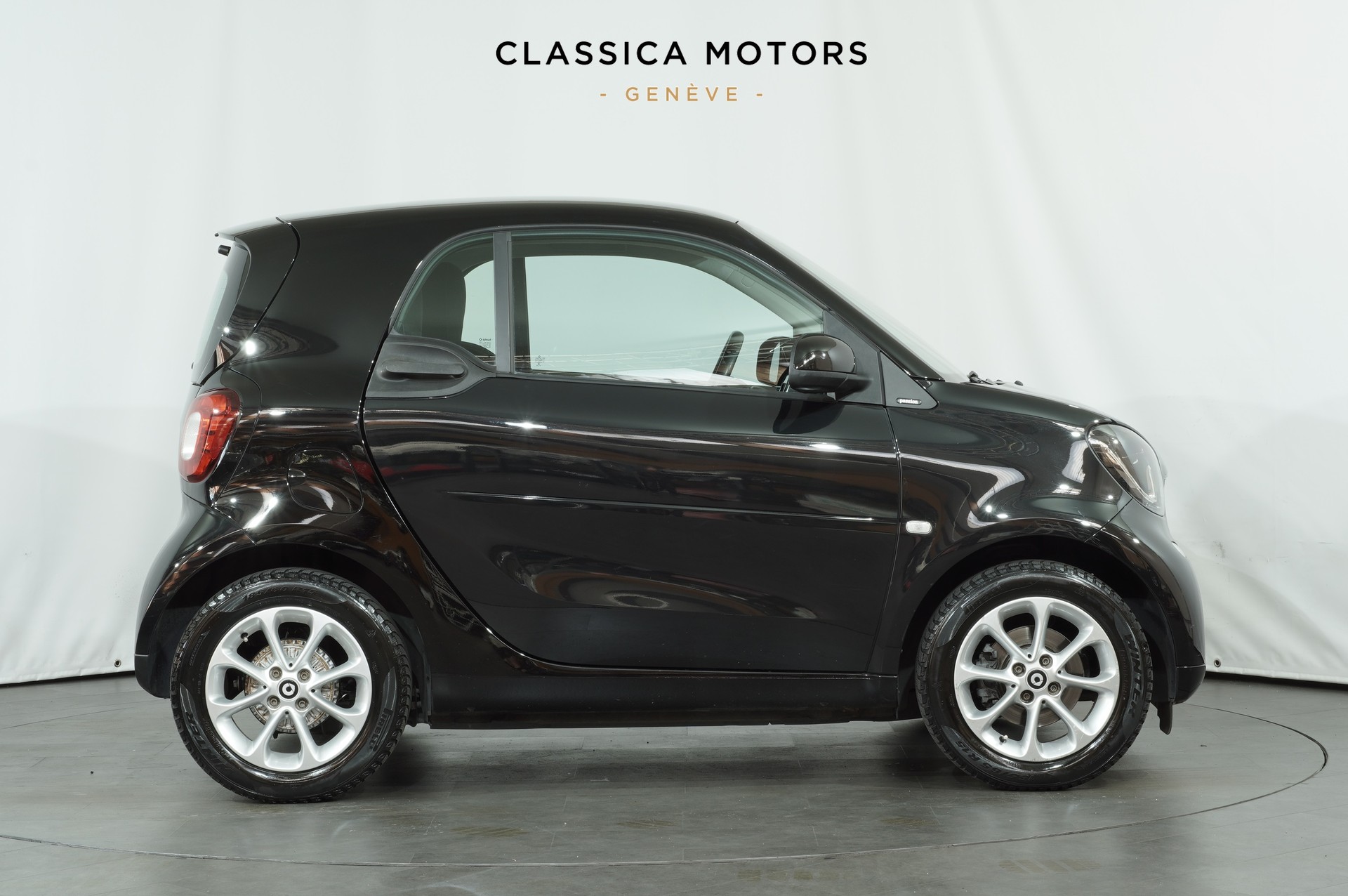 SMART fortwo passion twinmatic-showroom-element-2